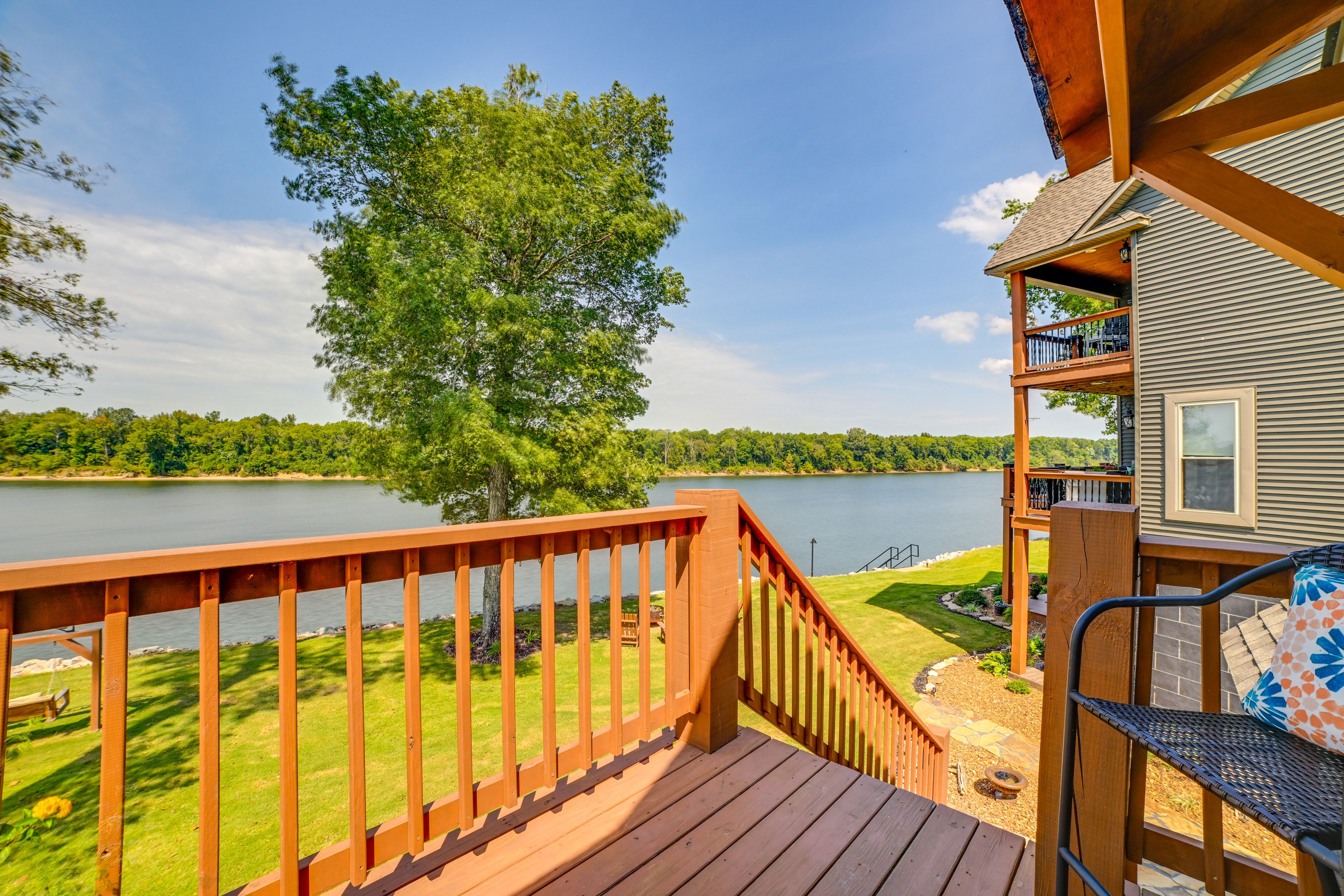 Front Deck | Shared Lake Access