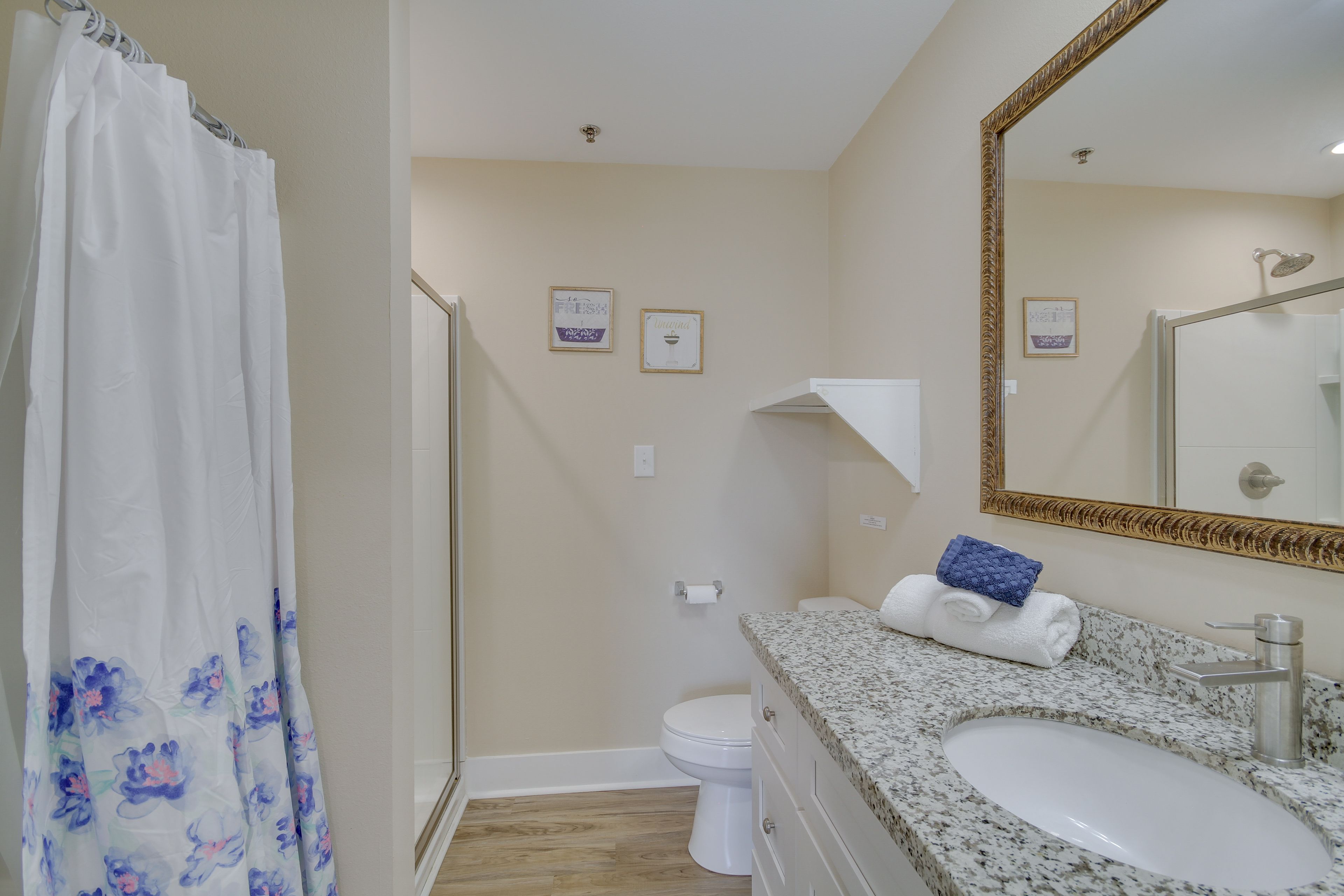 Bathroom | Towels Provided