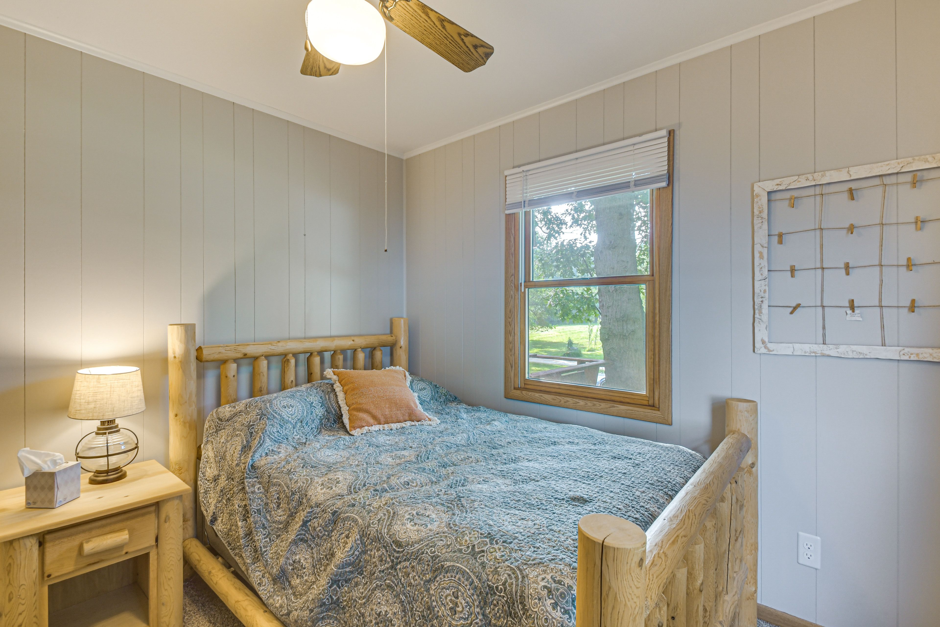 Bedroom 1 | Queen Bed | Linens Provided