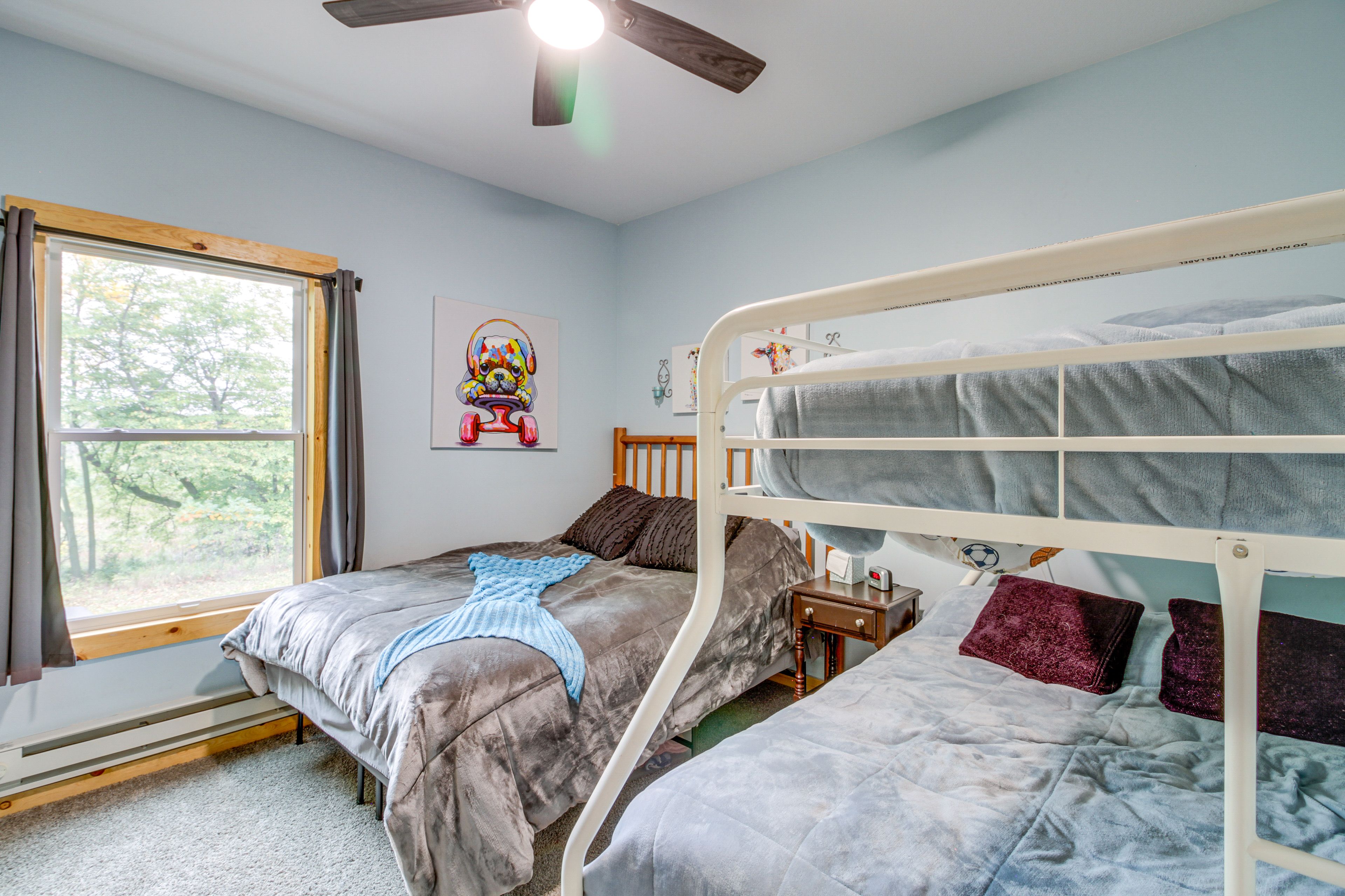 Bedroom 3 | Queen Bed | Twin/Full Bunk Bed