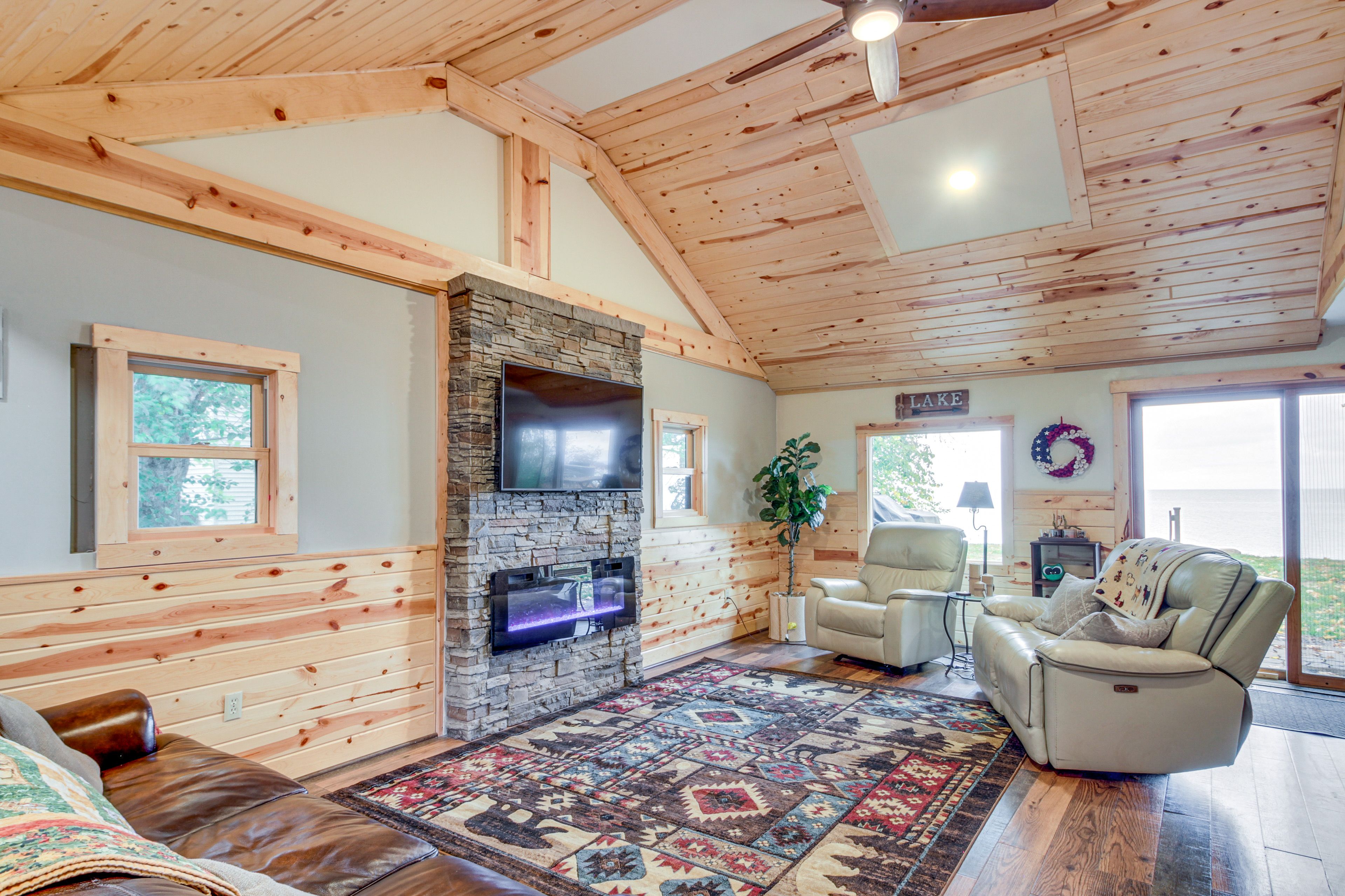 Living Room | Electric Fireplace