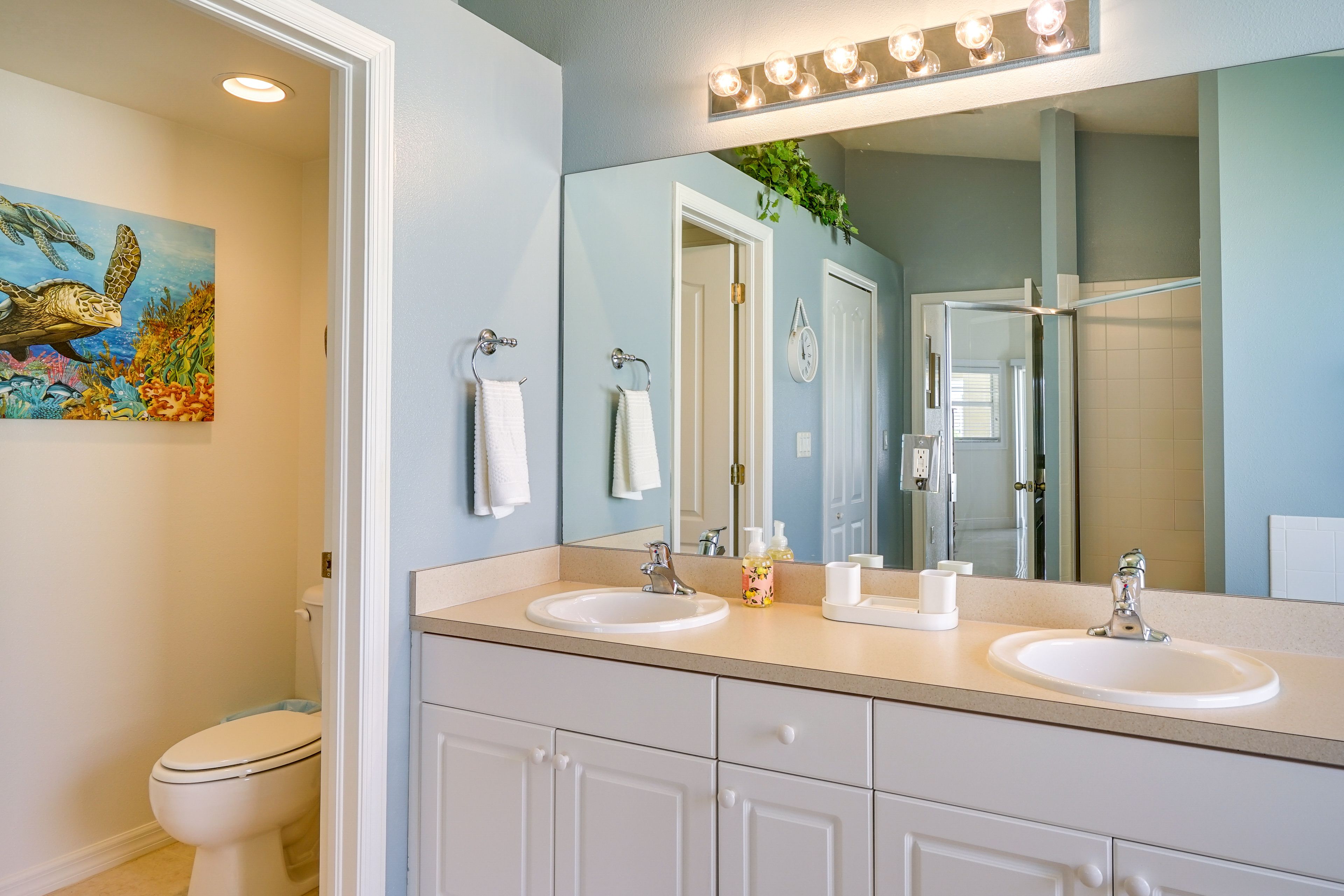 En-Suite Bathroom | Complimentary Toiletries