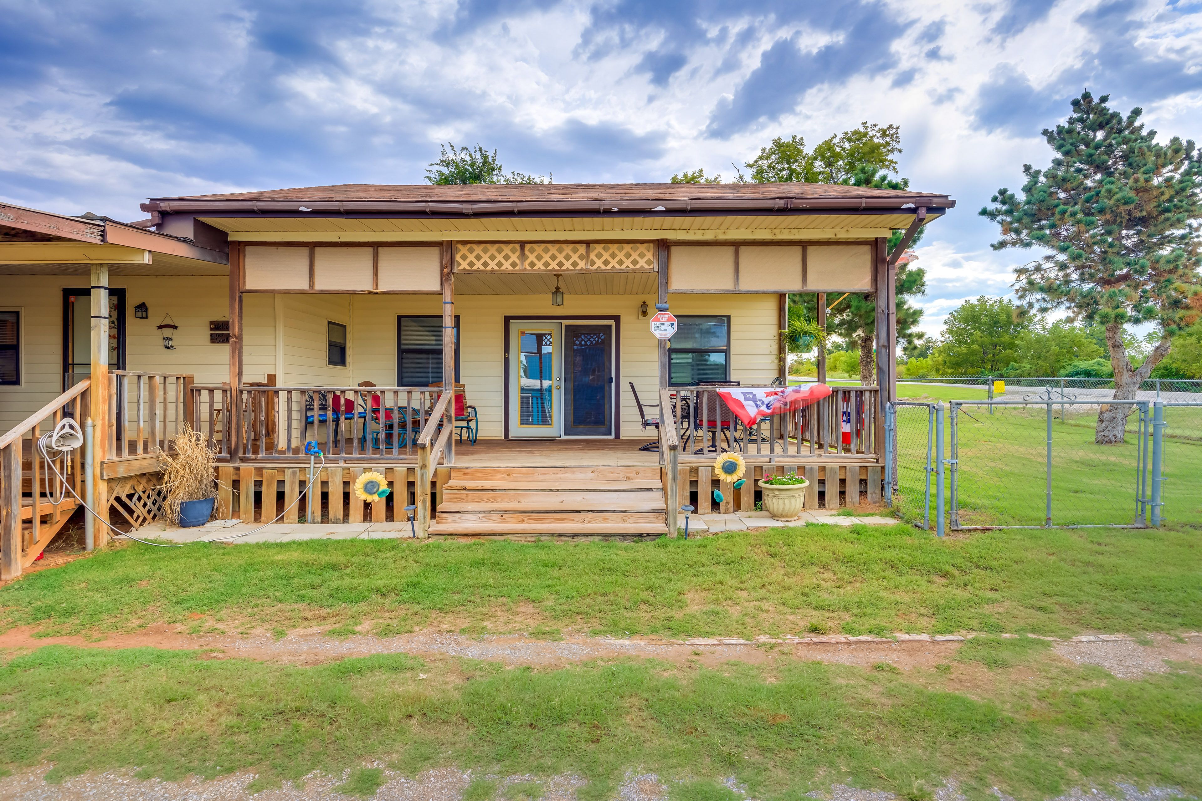 Home Exterior | 1 Exterior Security Camera