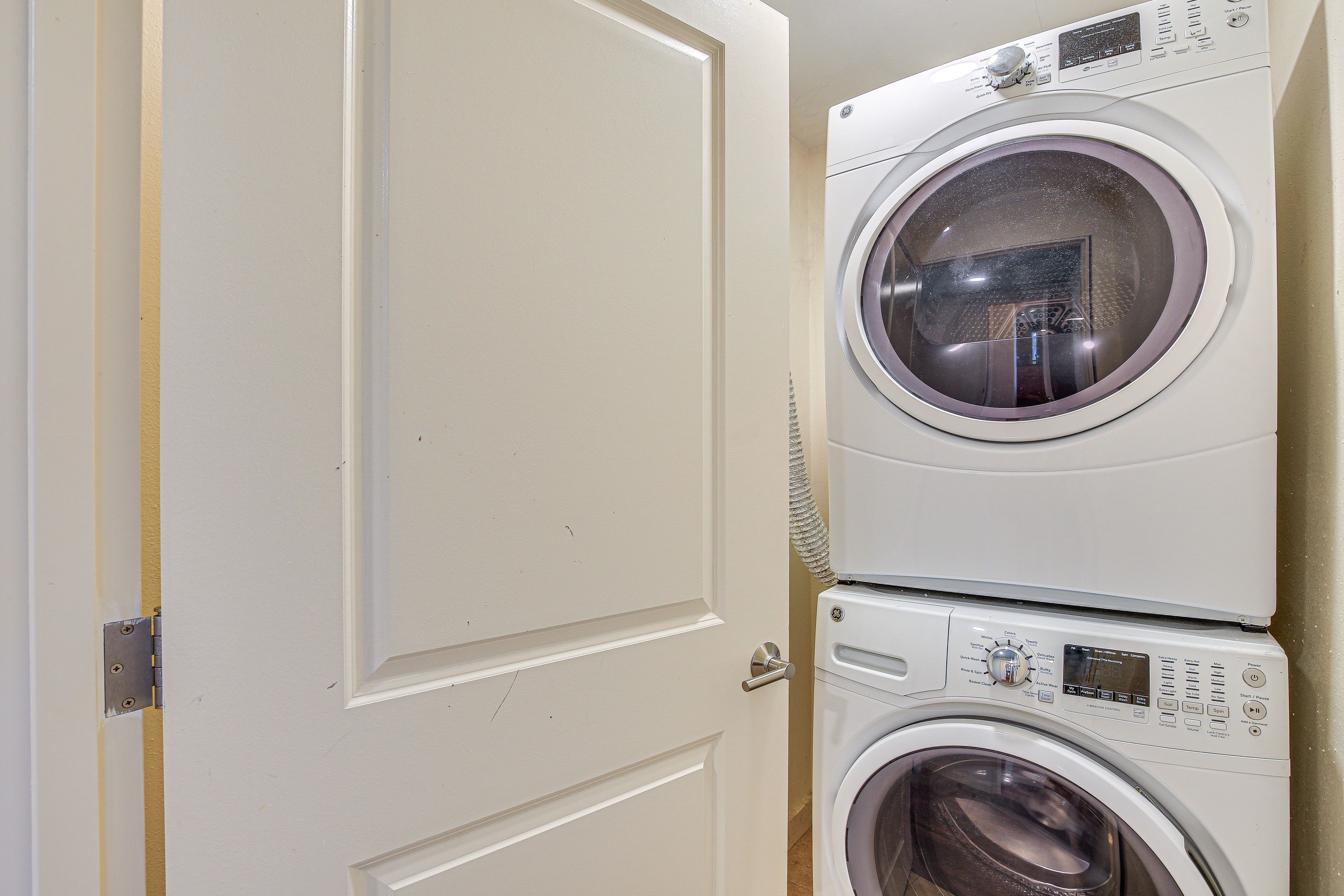 Laundry | Detergent Provided