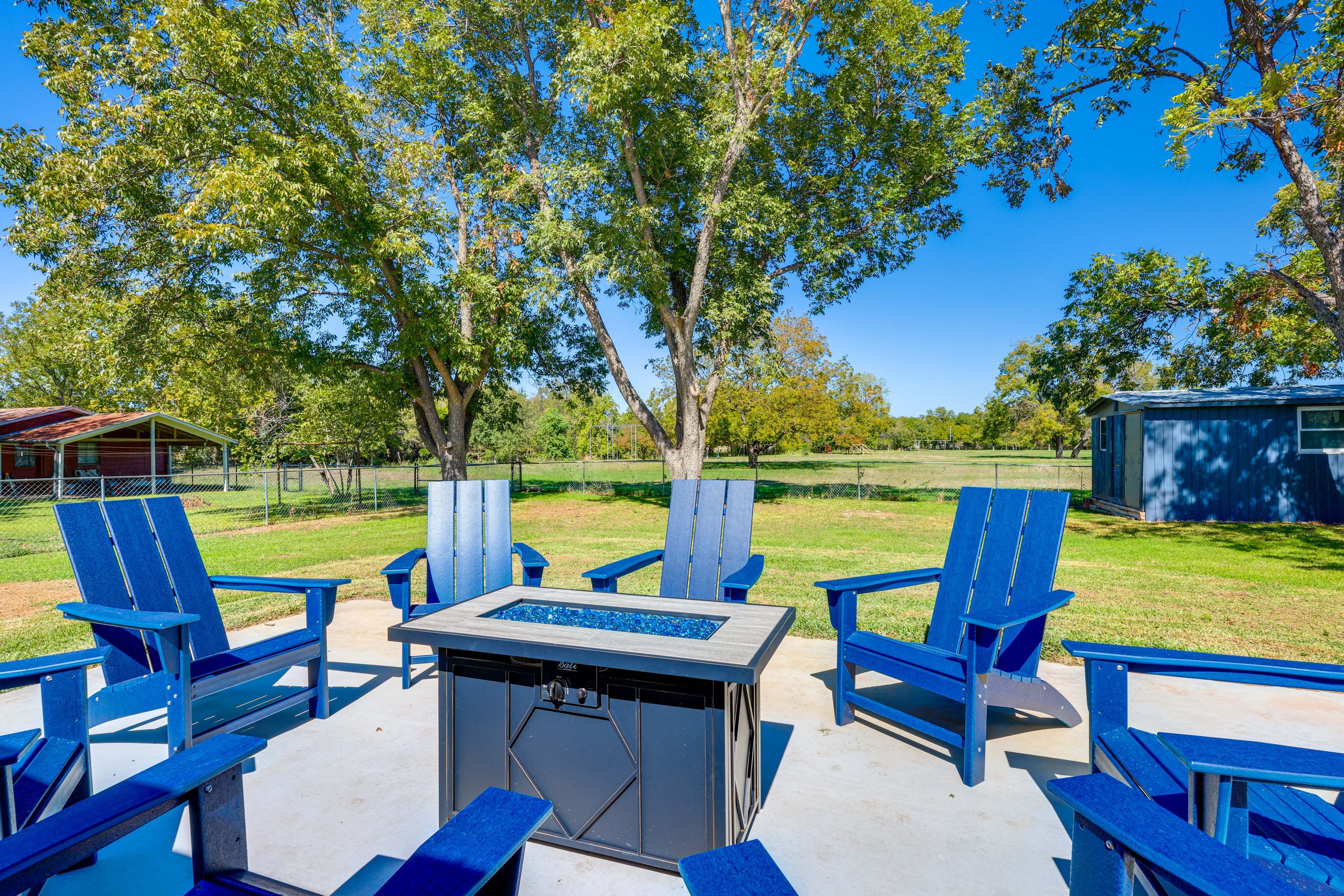 Backyard | Gas Fire Pit