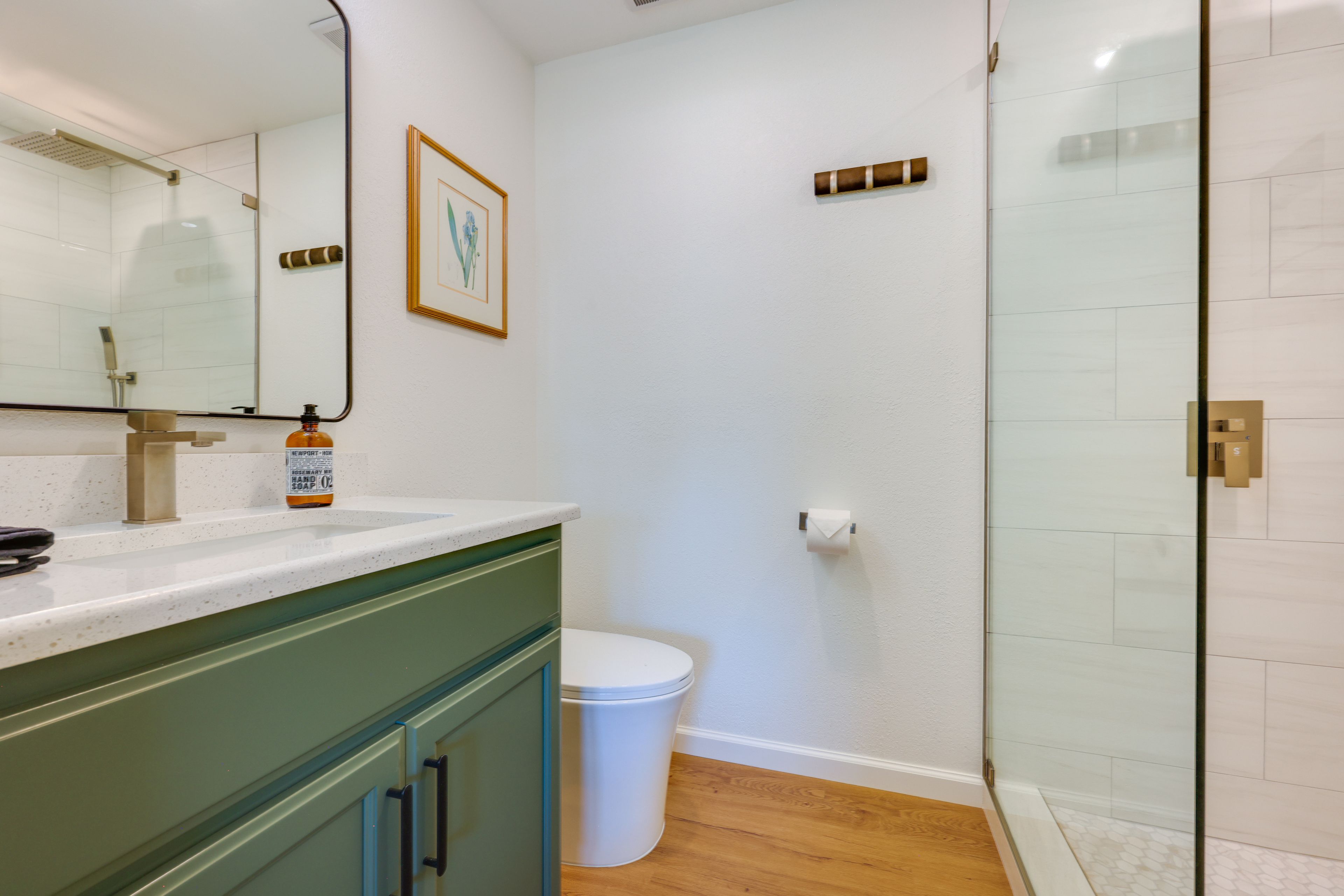 Full Bathroom