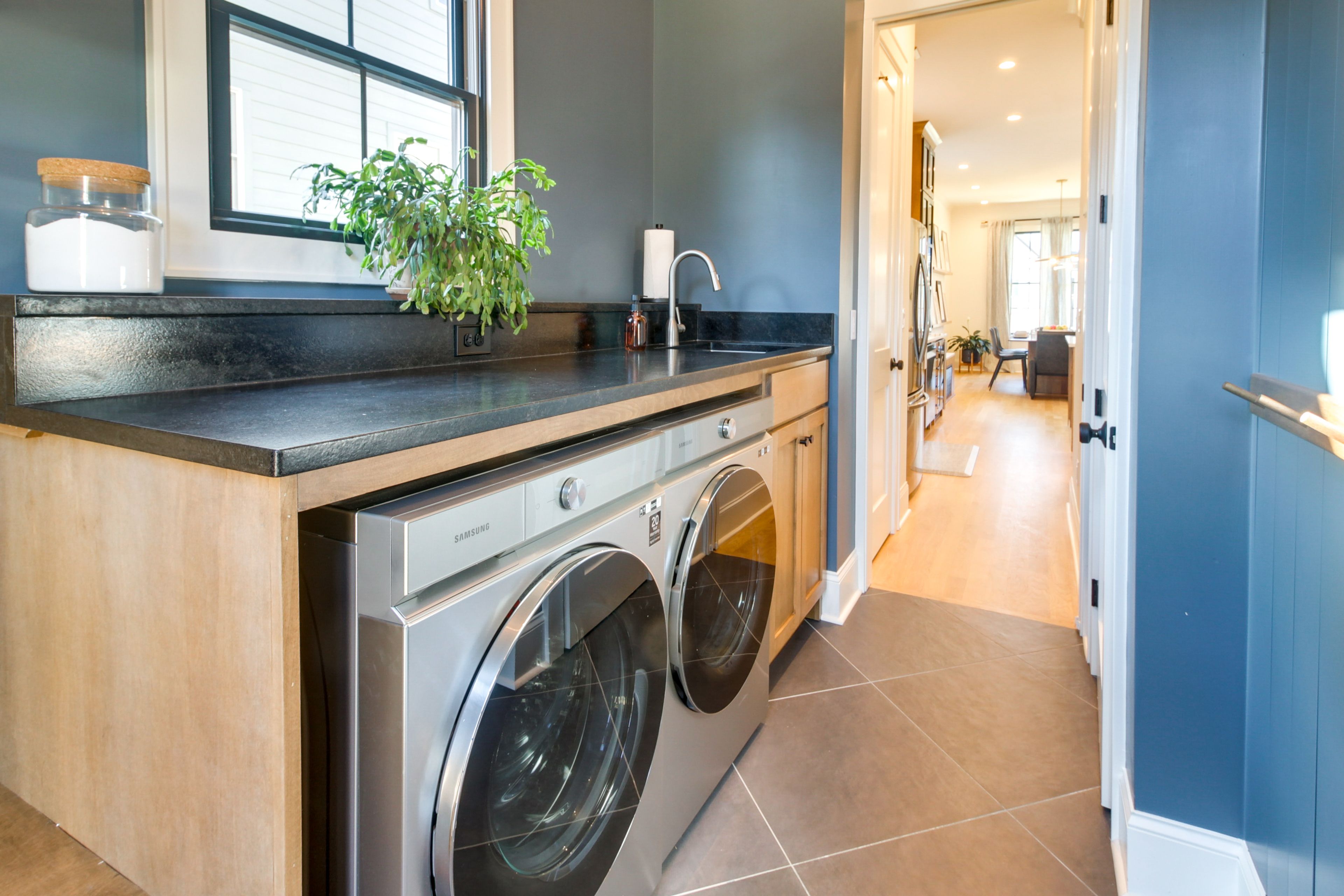 Laundry Area | Detergent Provided