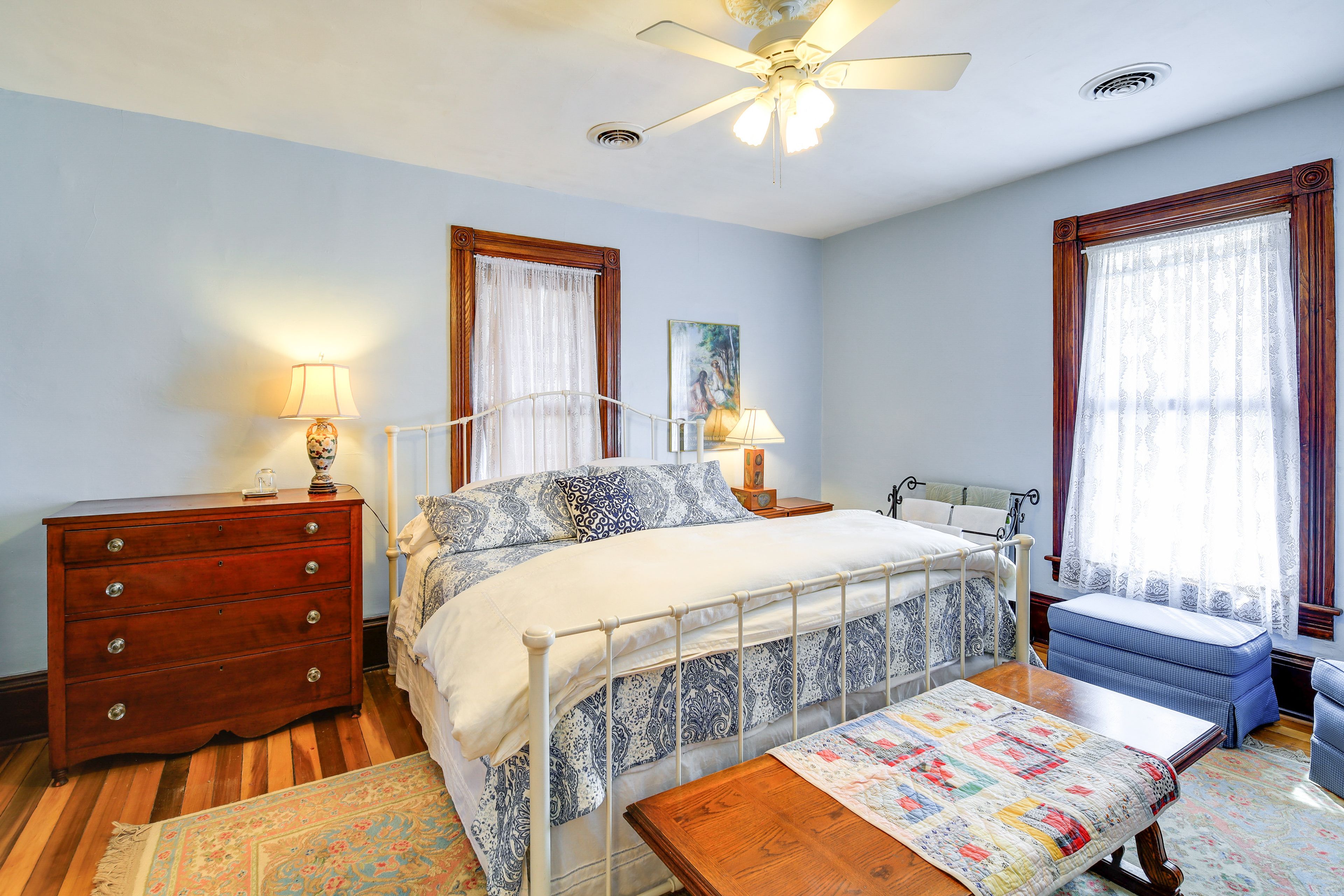 Bedroom 1 | King Bed | 2nd Floor | Linens Provided