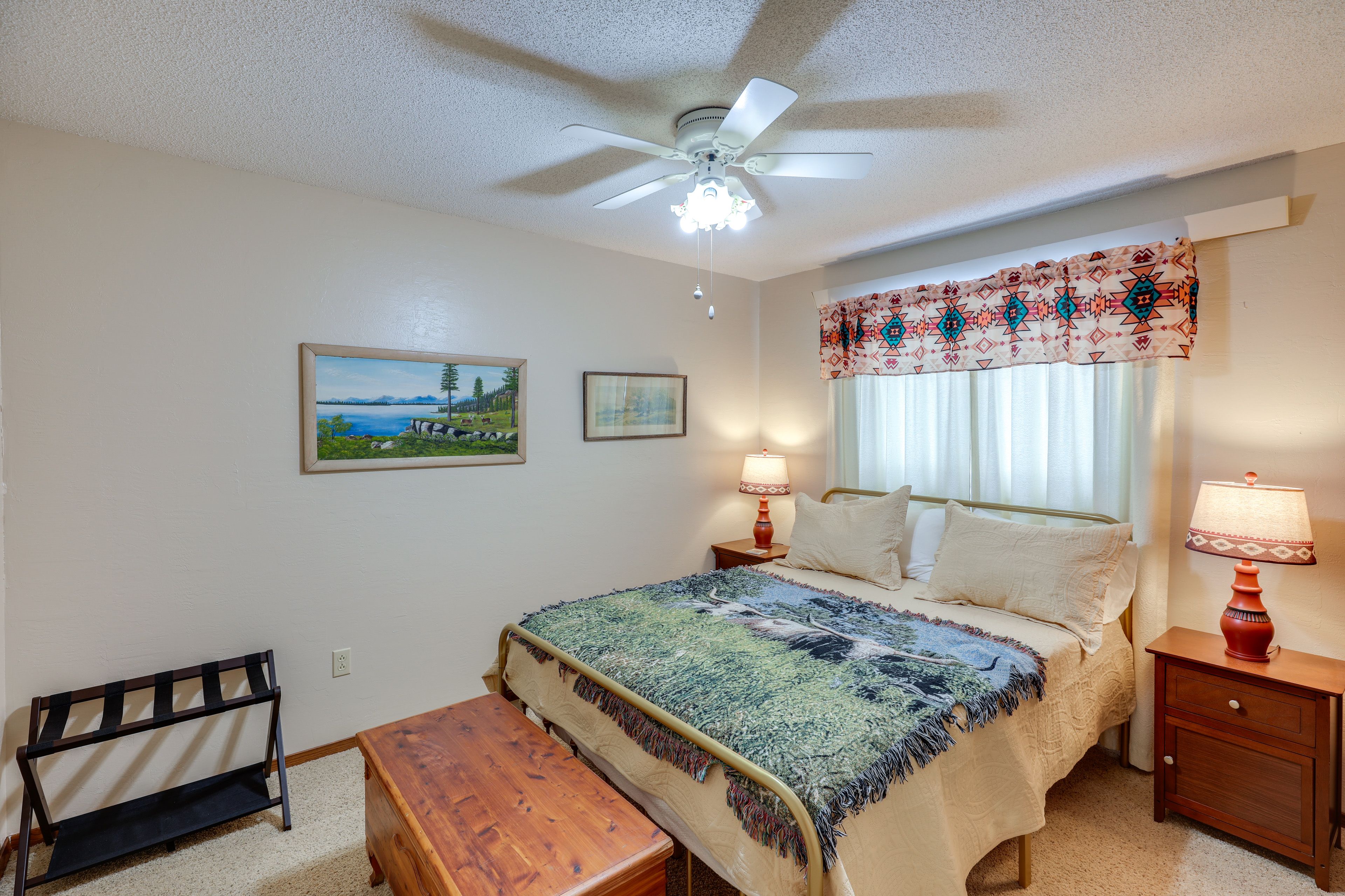 Bedroom 2 | Queen Bed | Linens Provided | 1st Floor