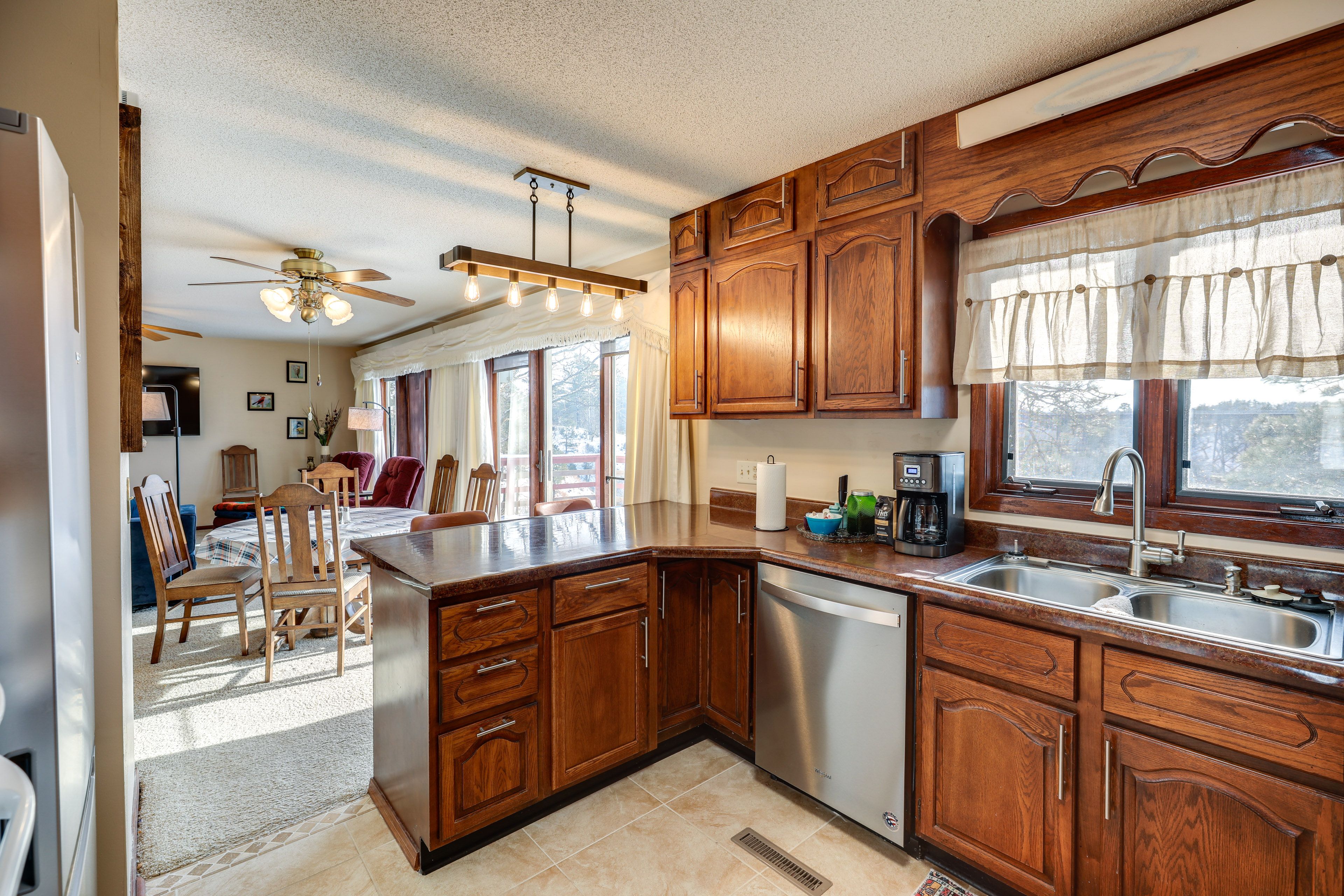 Kitchen | Cooking Basics | Coffee Maker | Toaster | 1st Floor