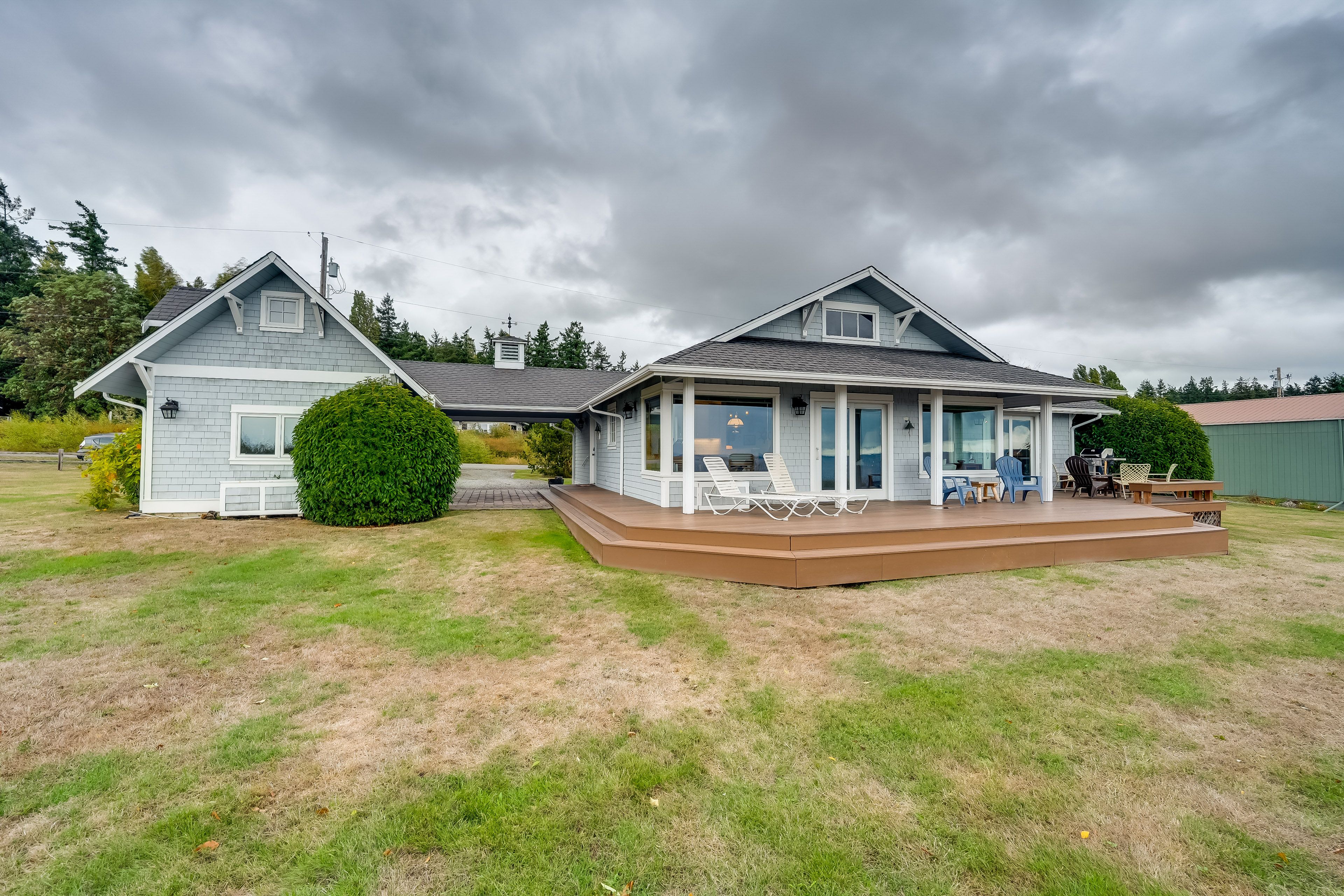 Property Exterior | Keyless Entry