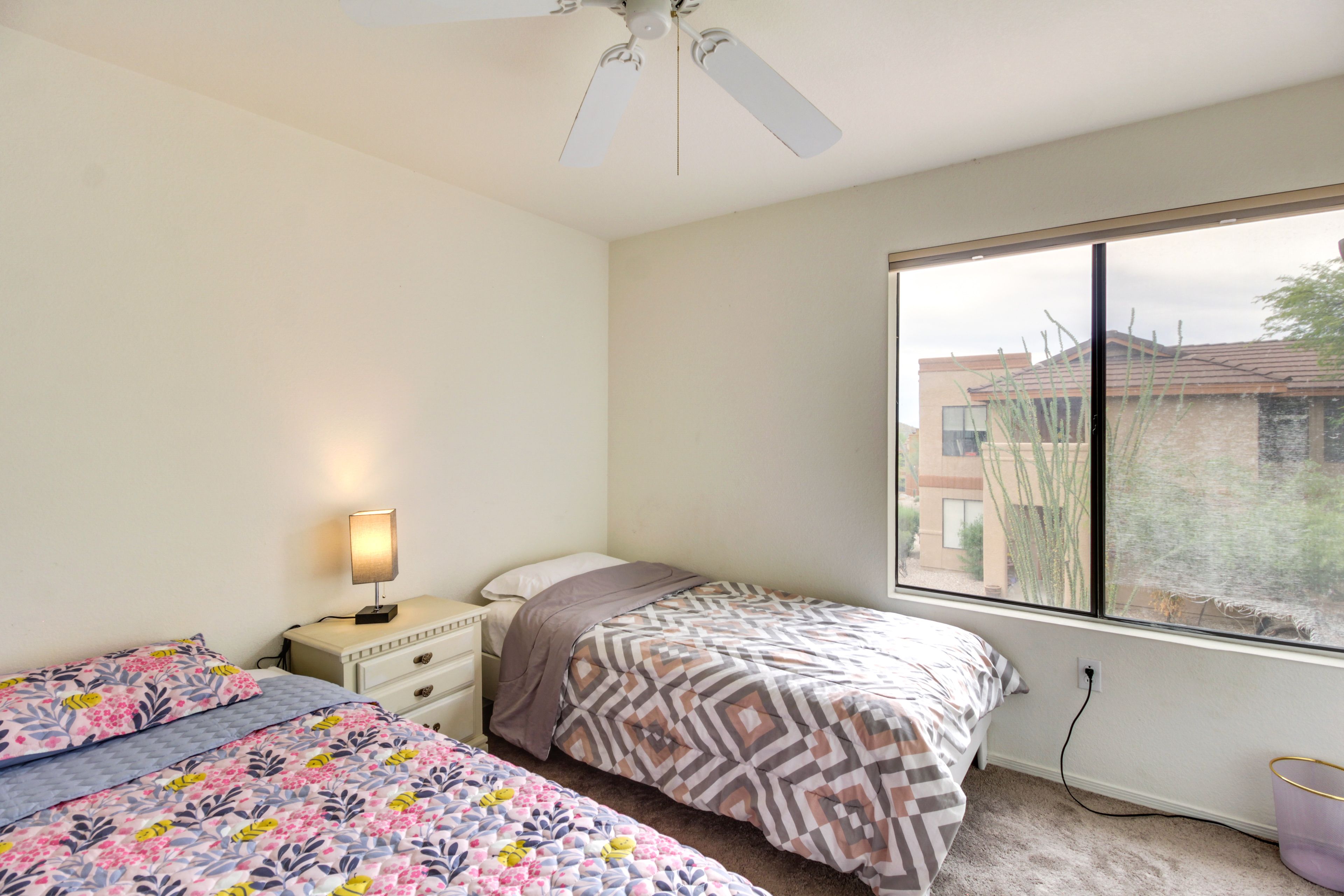 Bedroom 2 | 2 Twin Beds