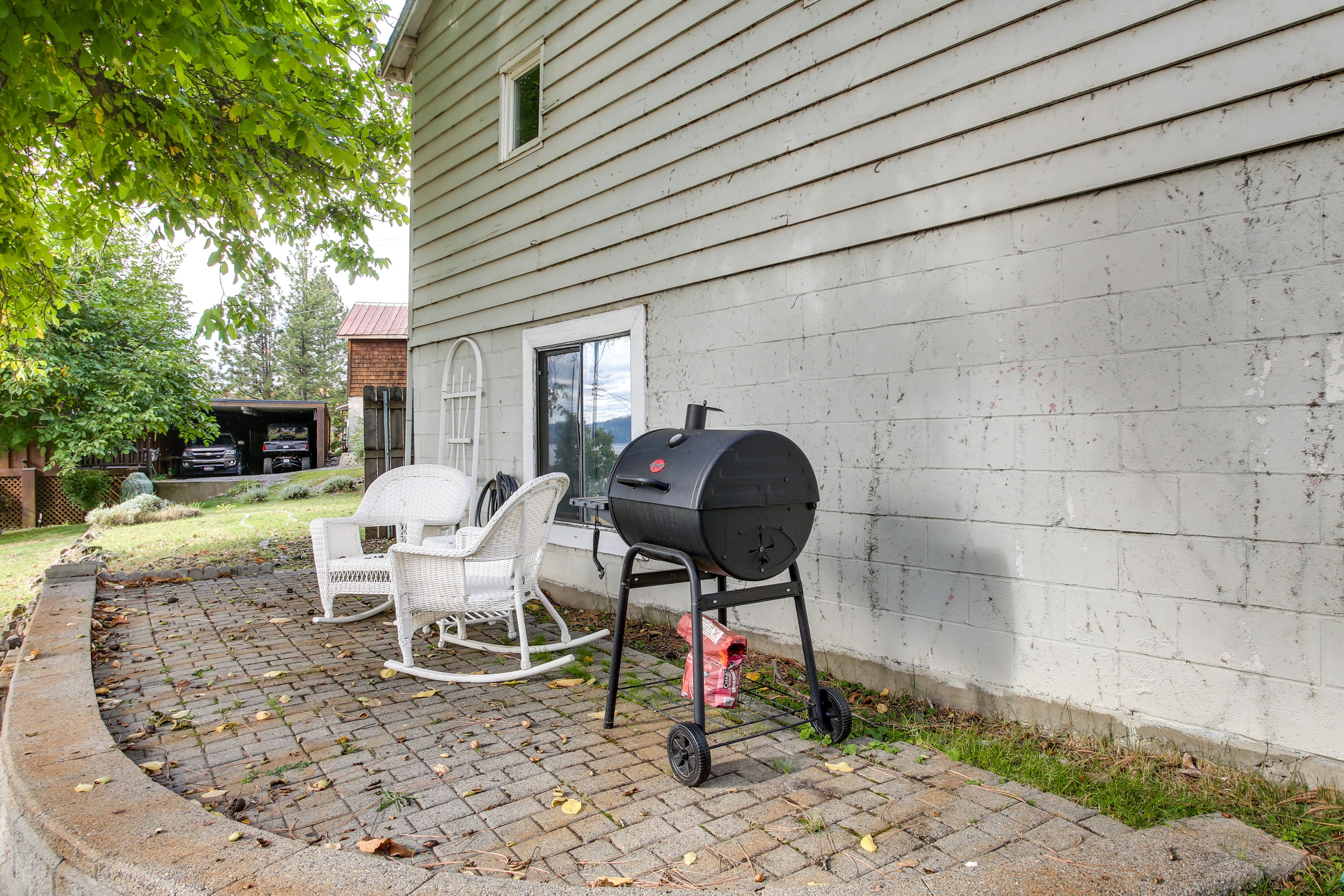 Patio | Charcoal Grill