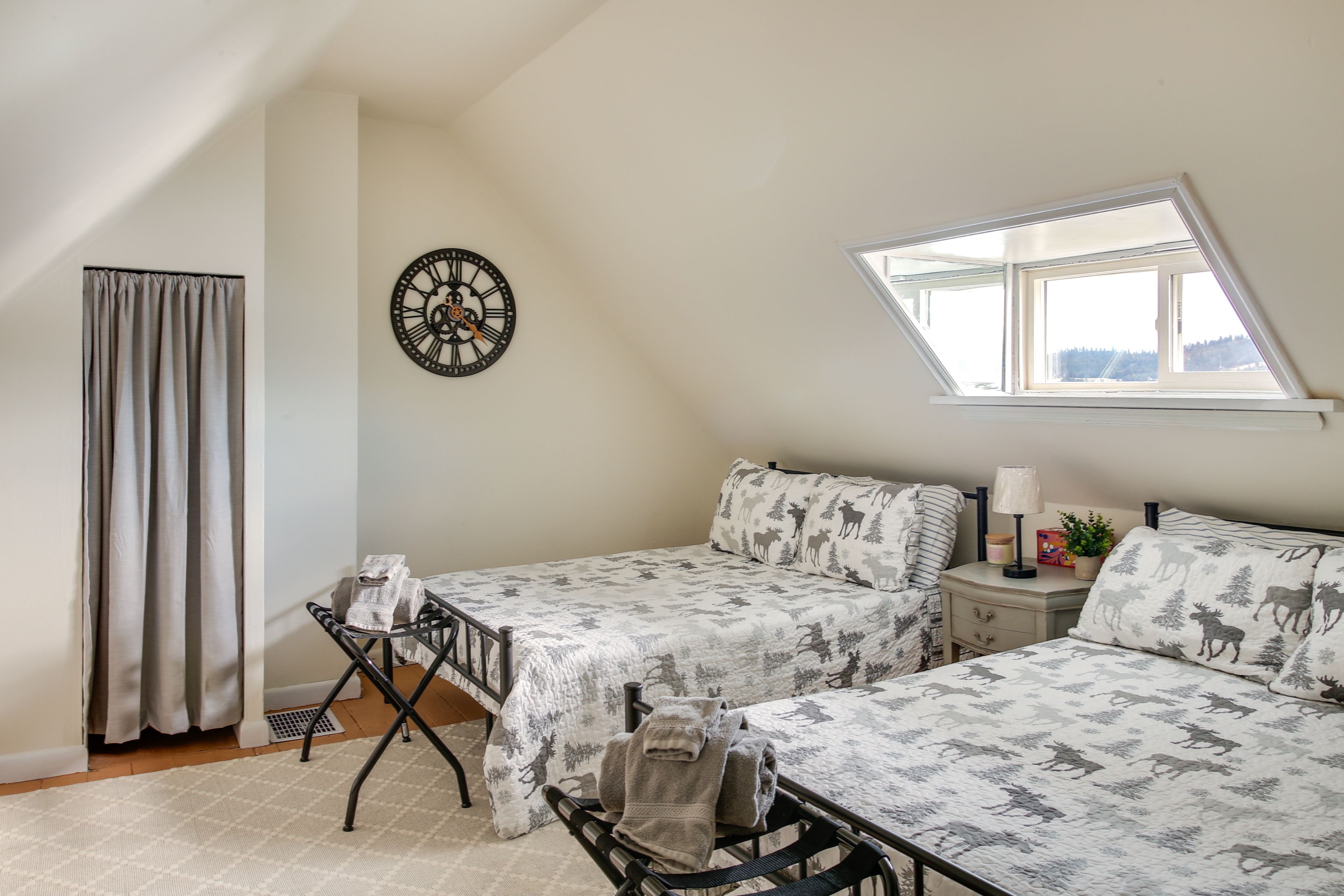 Bedroom 3 | 2 Twin Beds