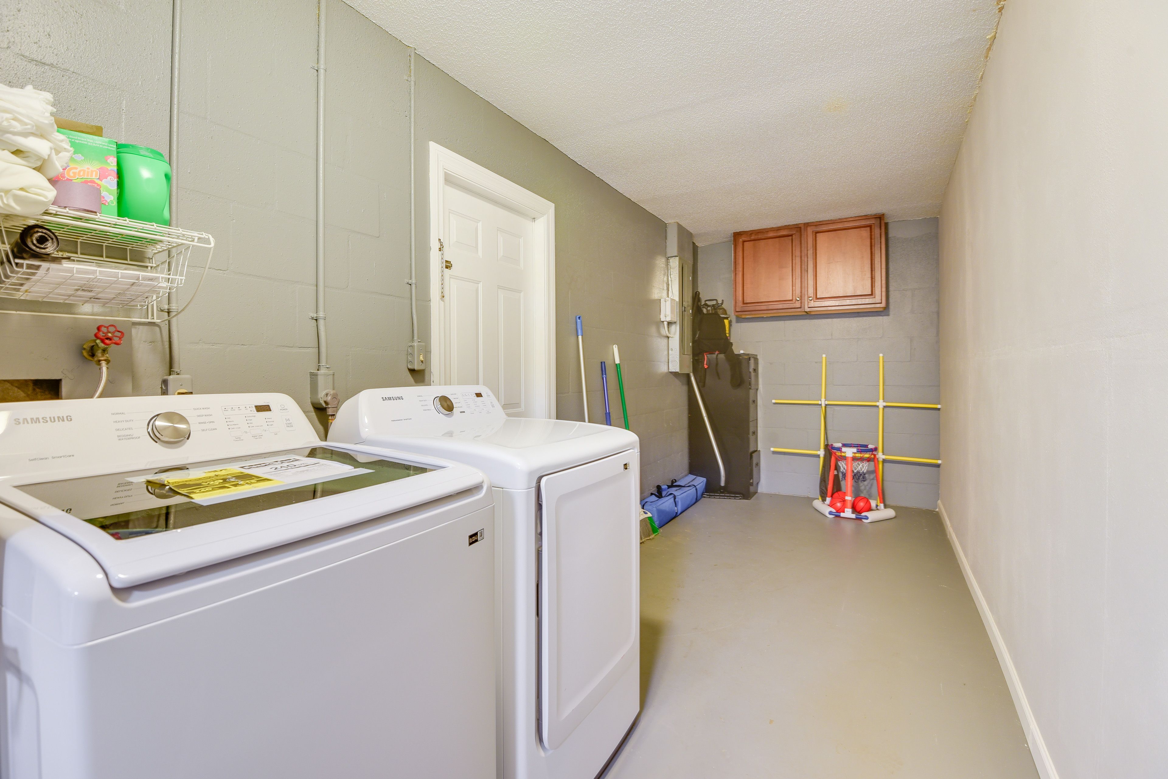 Washer + Dryer