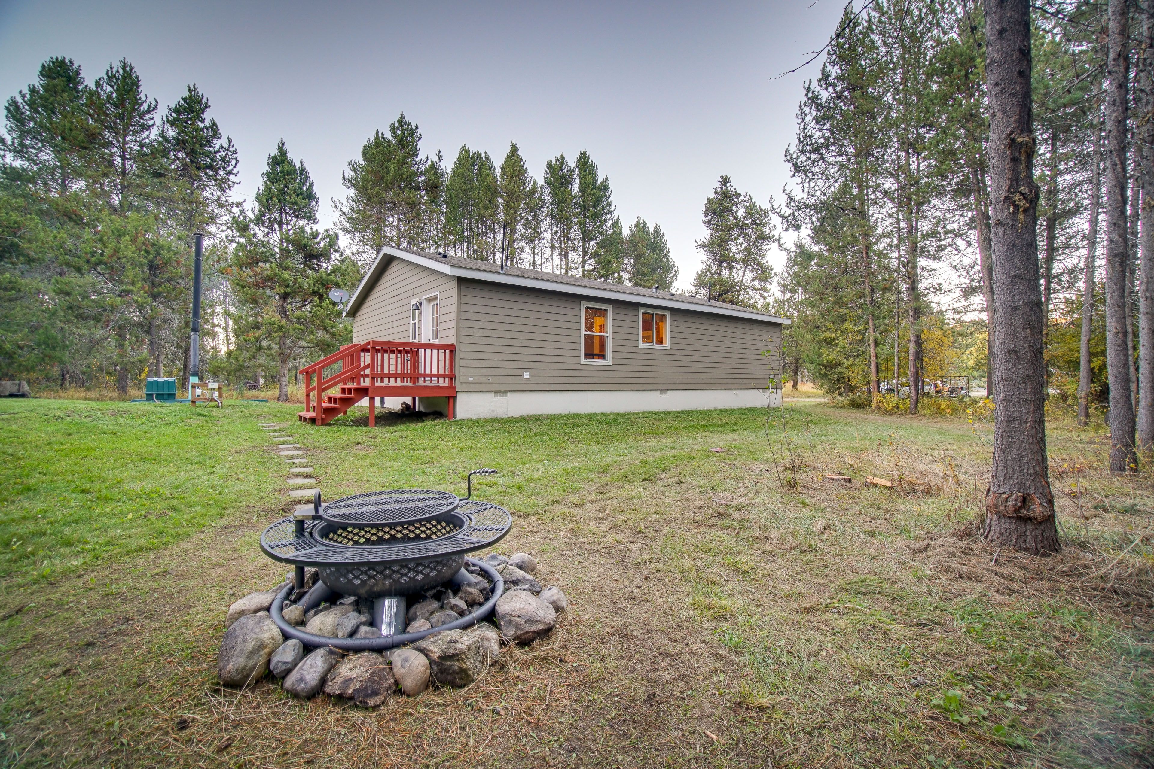 Cascade Vacation Rental | 3BR | 2BA | Stairs Required | 1,242 Sq Ft