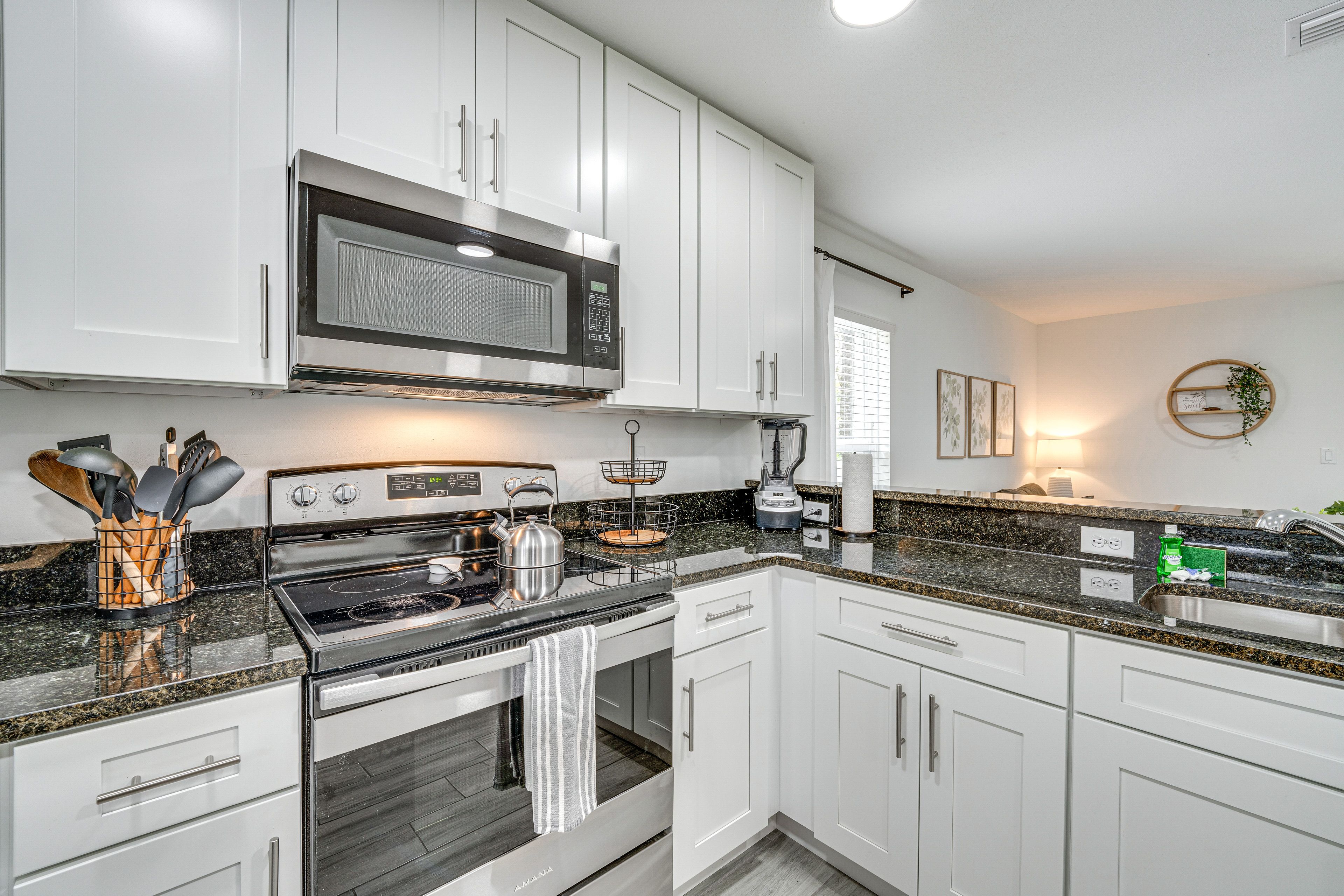 Kitchen | Spices | Toaster