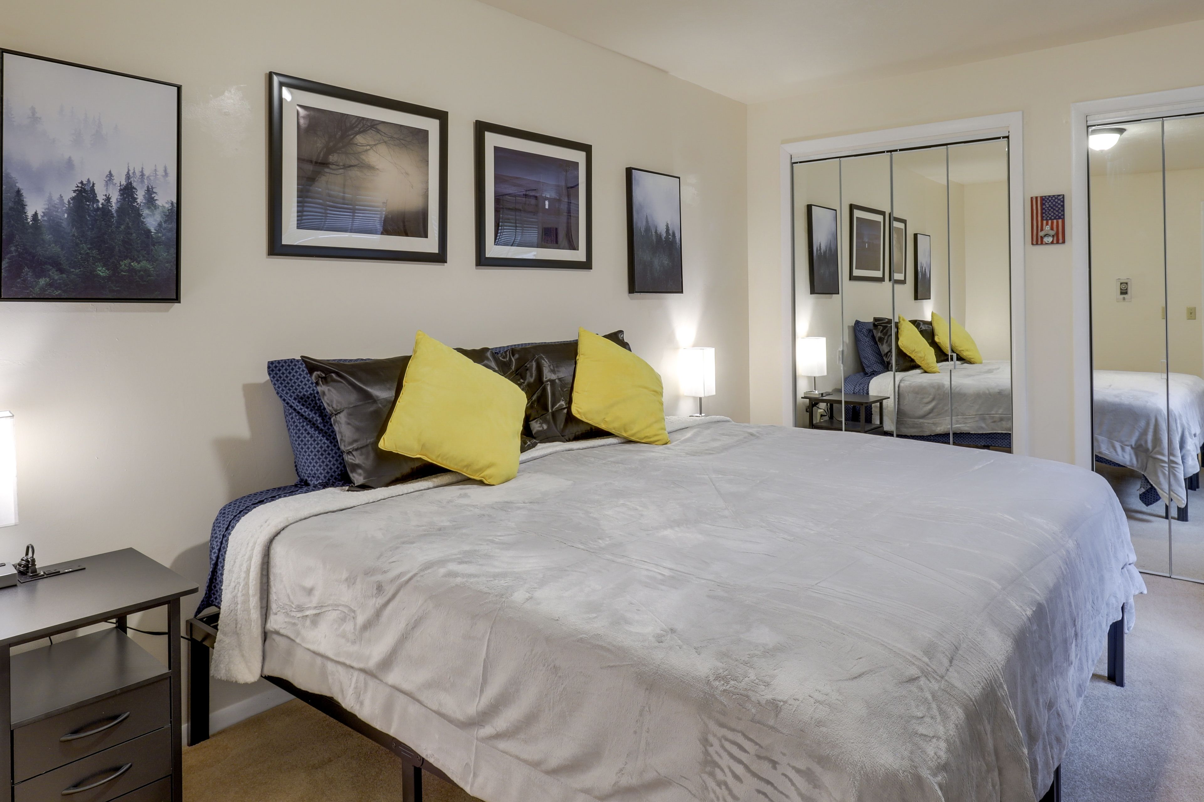 Bedroom 1 | King Bed (Convertible to 2 Twin XL Beds) | Twin Air Mattress