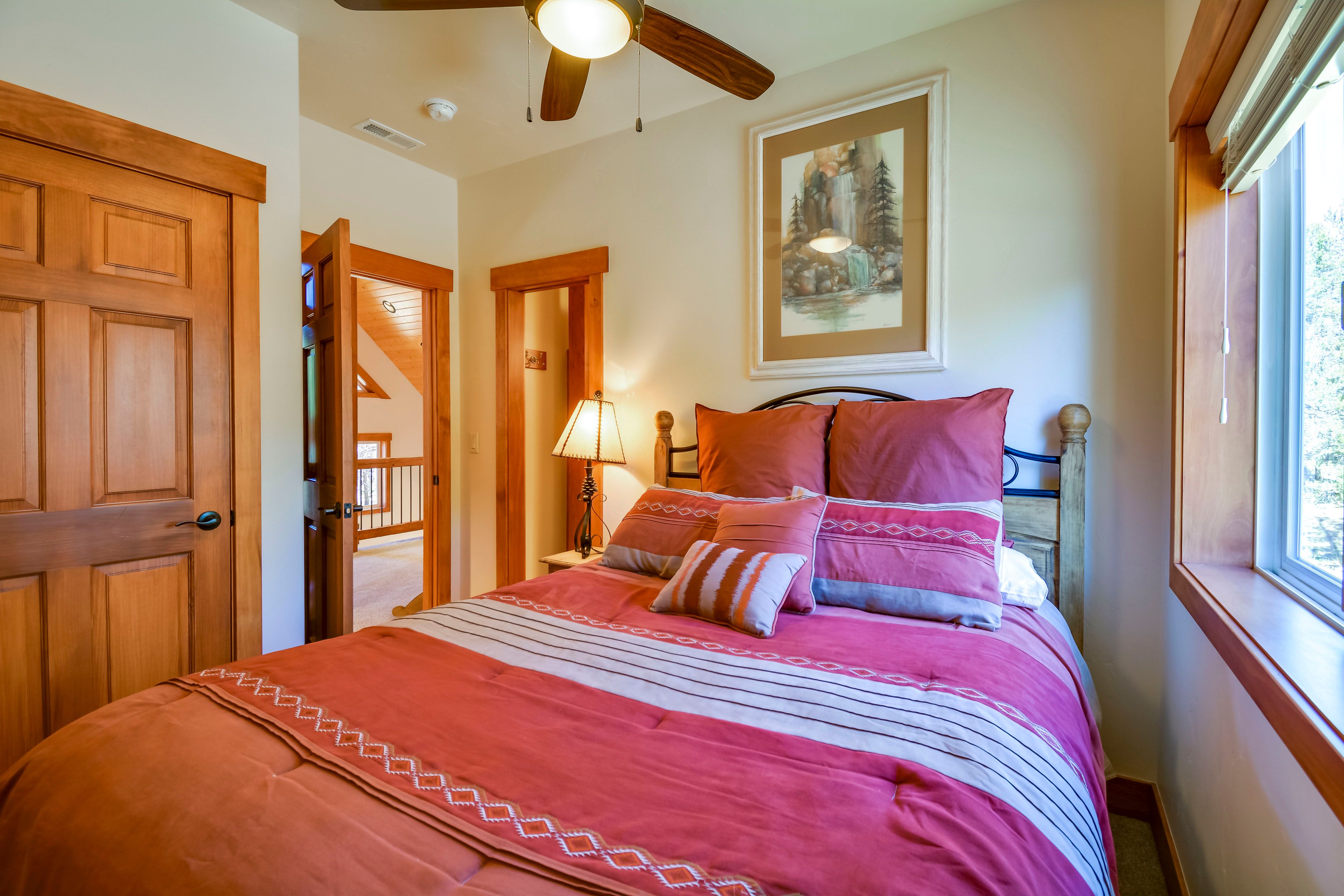 Bedroom 3 | 2nd Floor | Queen Bed