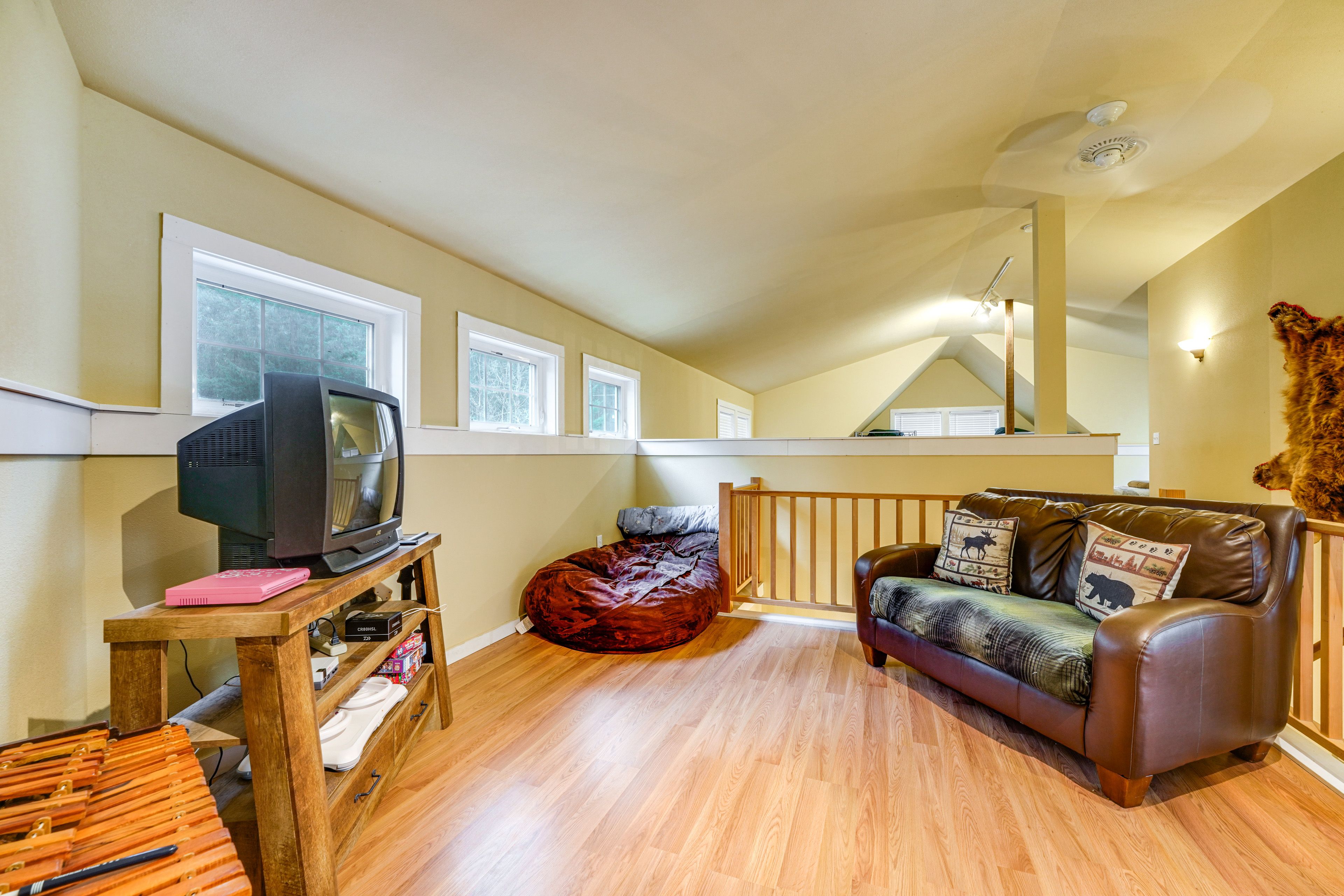 Loft A | 2nd Floor | Full Bed