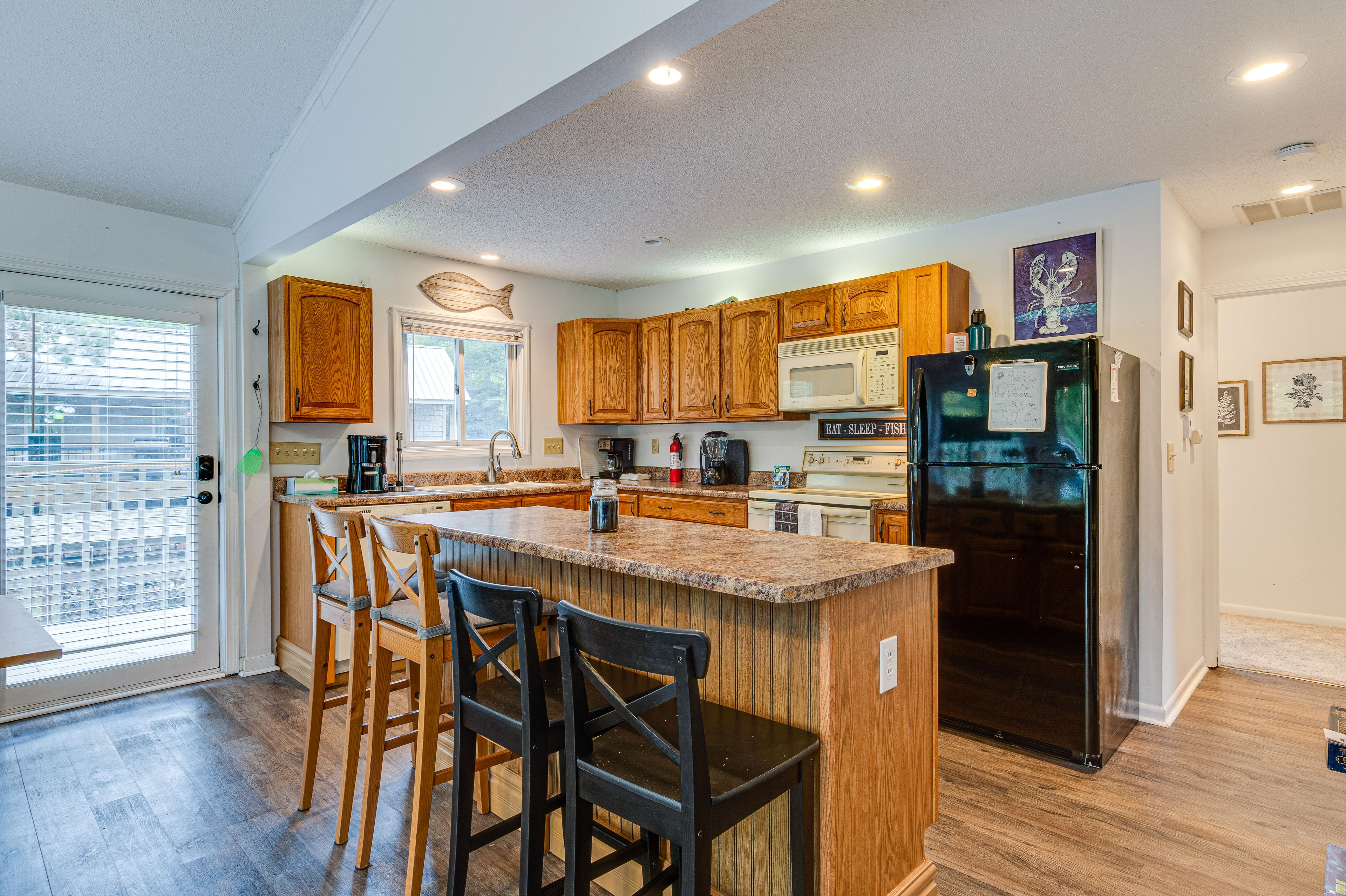 Kitchen | Equipped w/ Cooking Basics