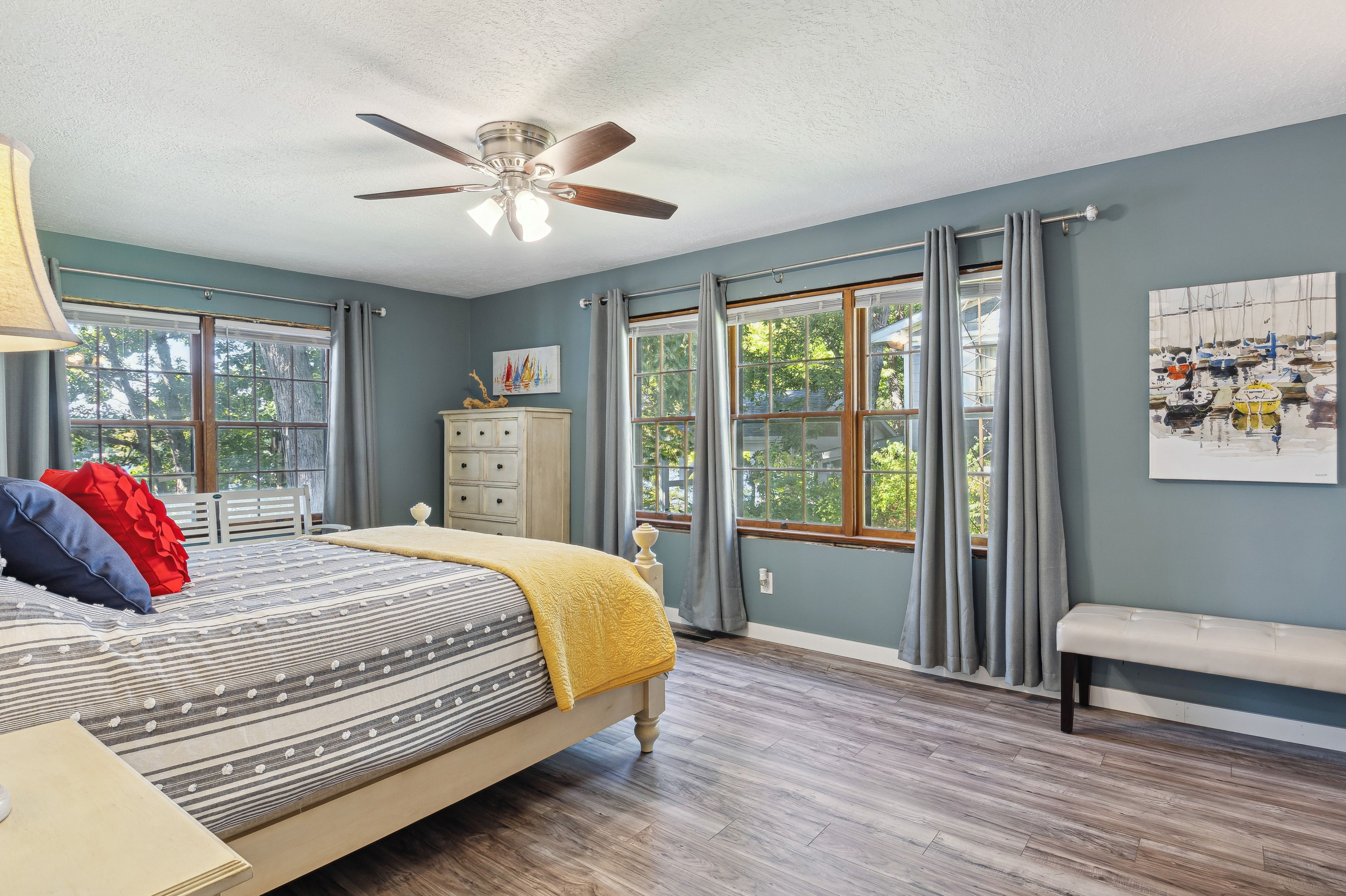 Bedroom 1 | Queen Bed | Linens Provided
