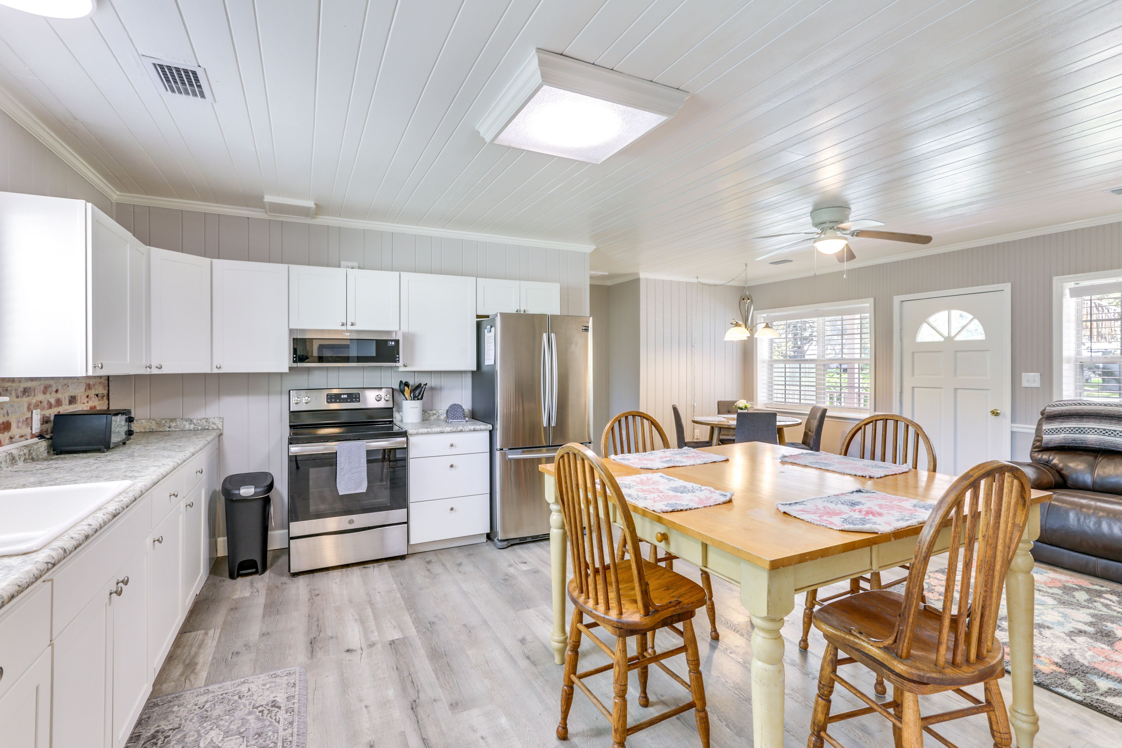 Kitchen | Coffee Maker | Cooking Utensils | Toaster Oven