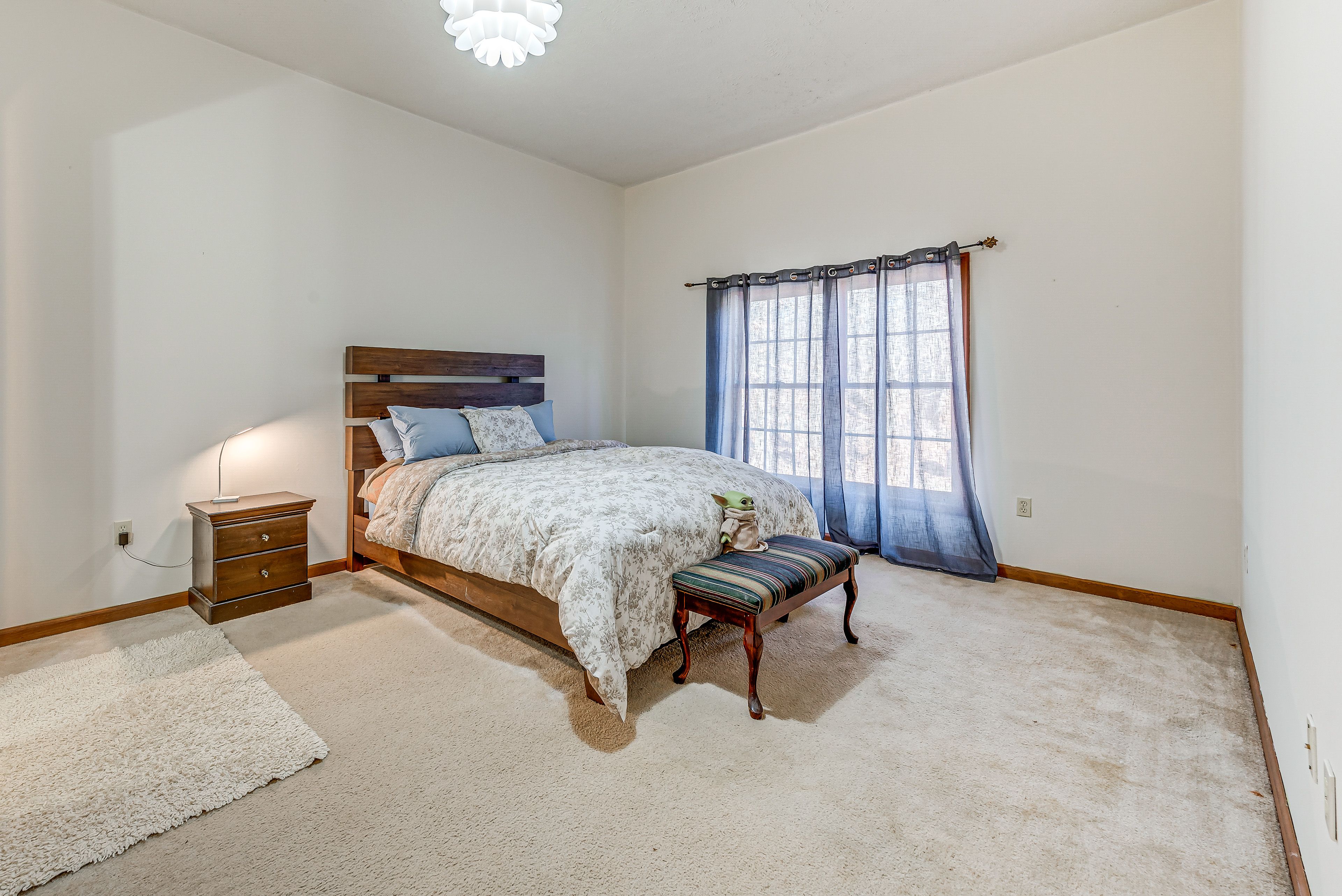 Bedroom 1 | Queen Bed | Linens Provided