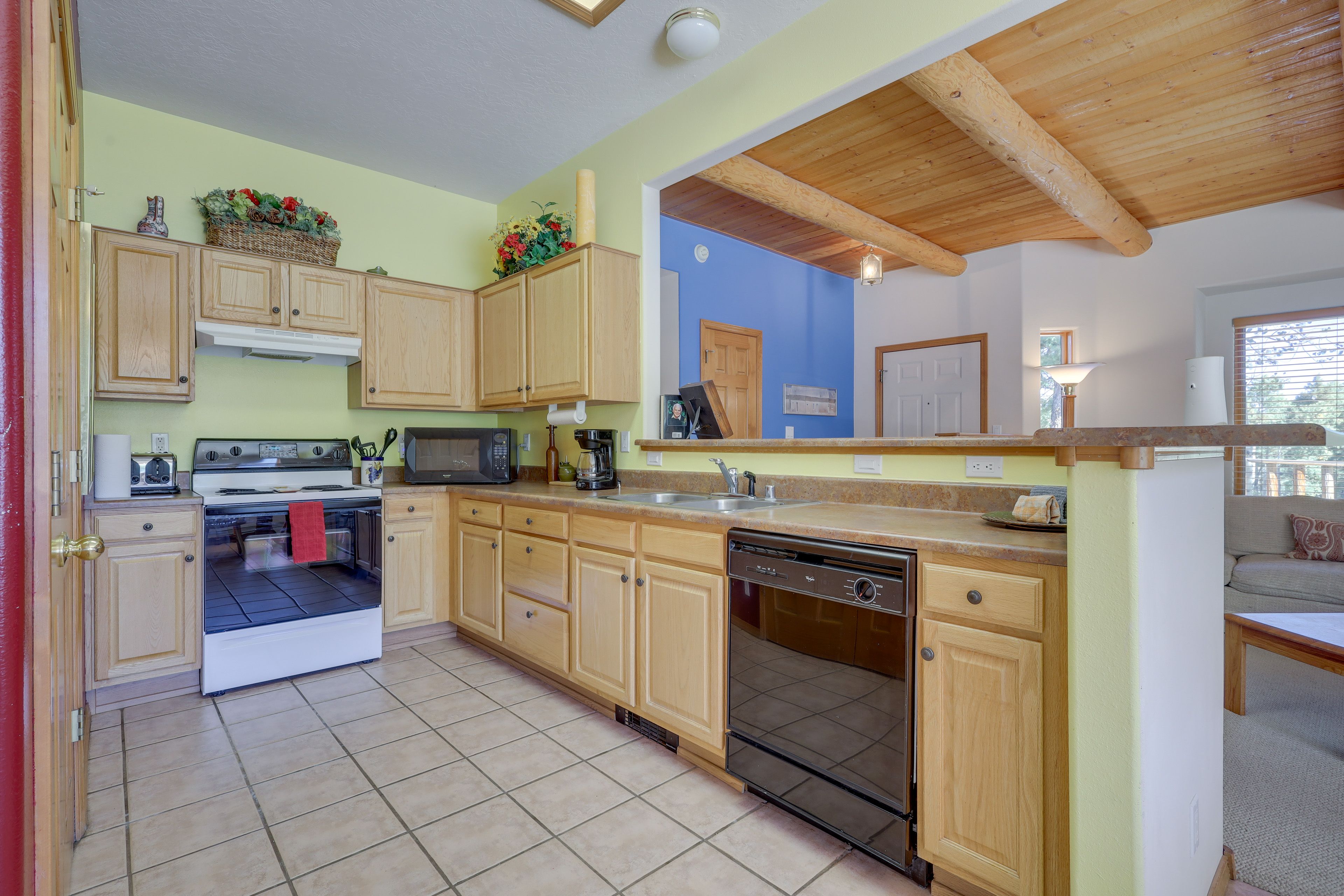 Fully Equipped Kitchen | Cooking Basics