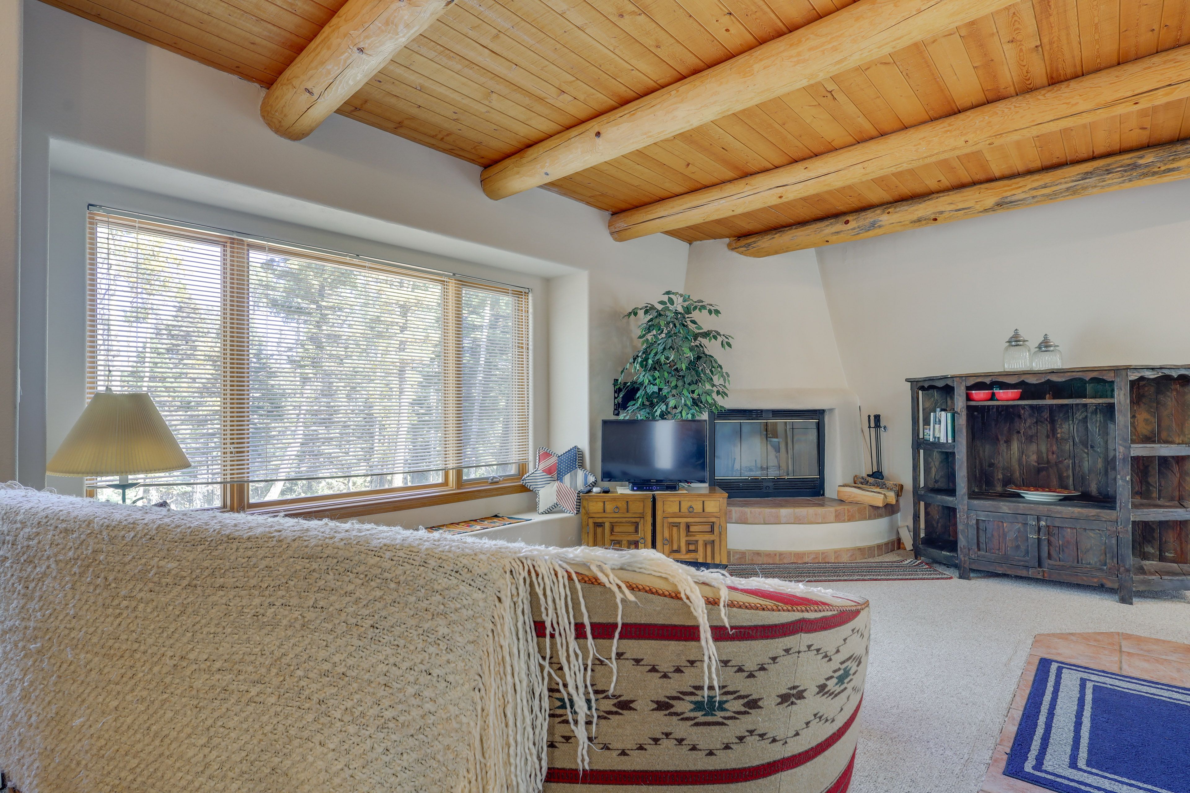 Living Room | Fireplace | TV