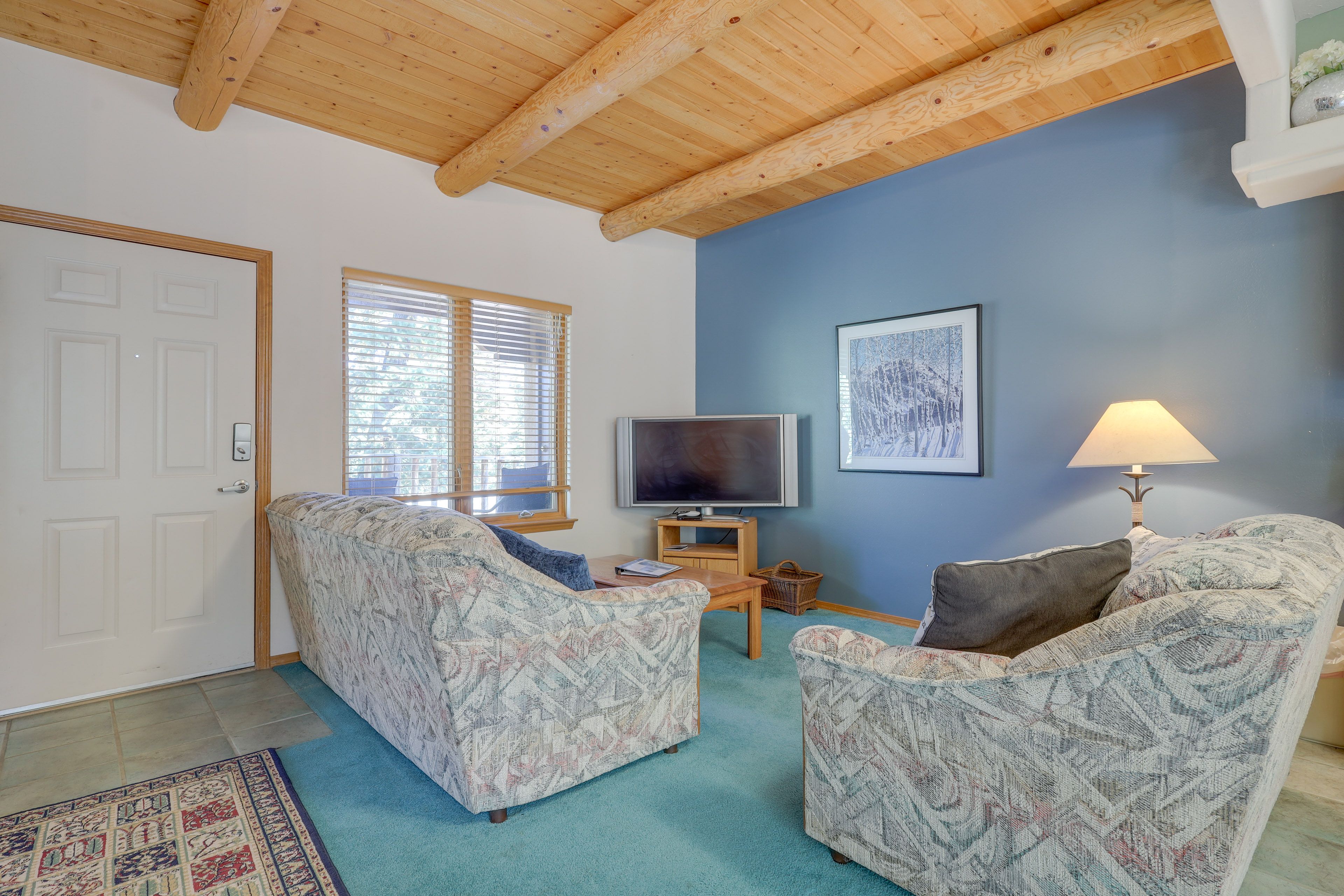Living Area | Cable TV