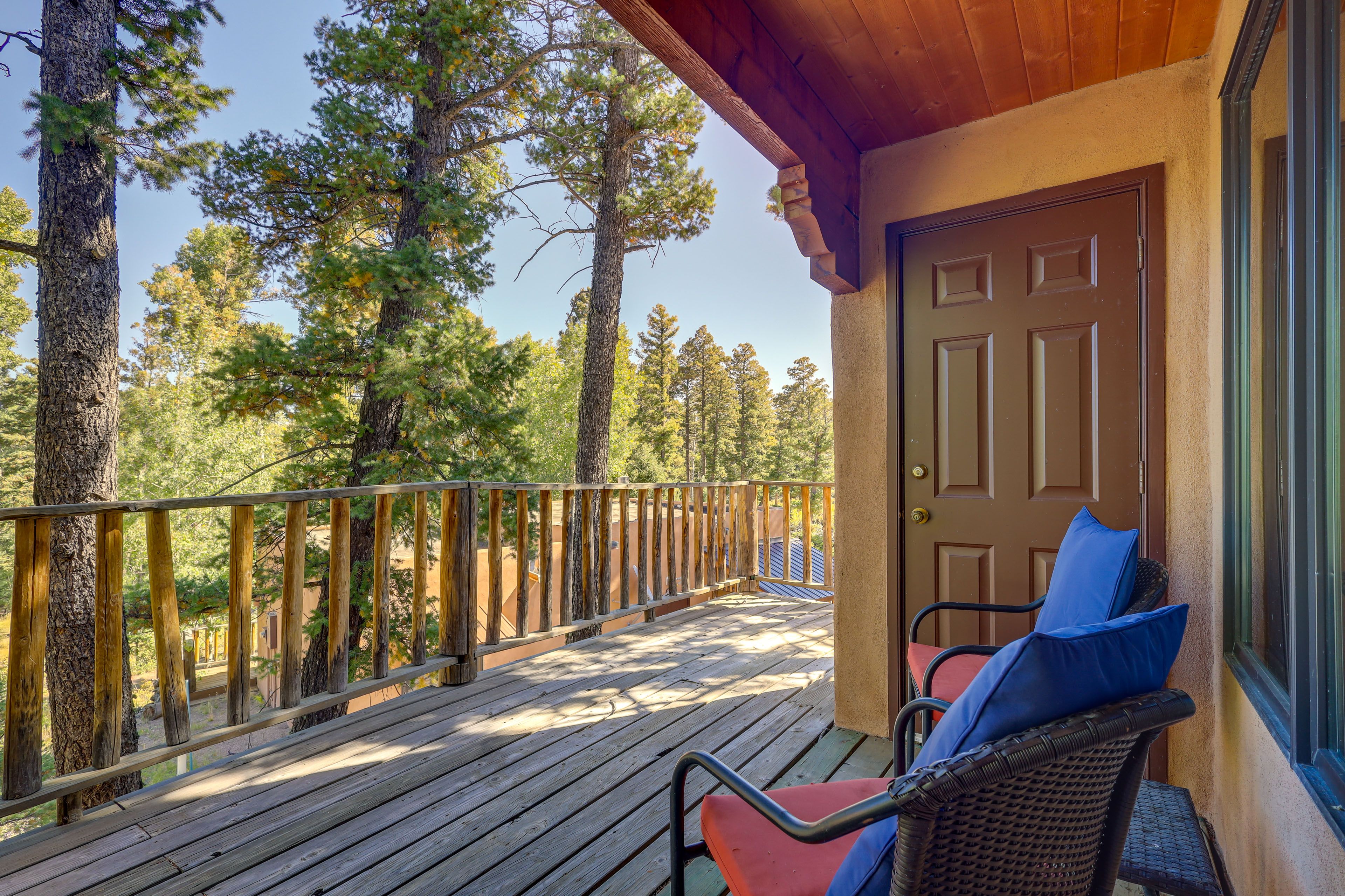 Amalia Vacation Rental | 1BR | 1BA | 1,000 Sq Ft | Steps Required to Enter