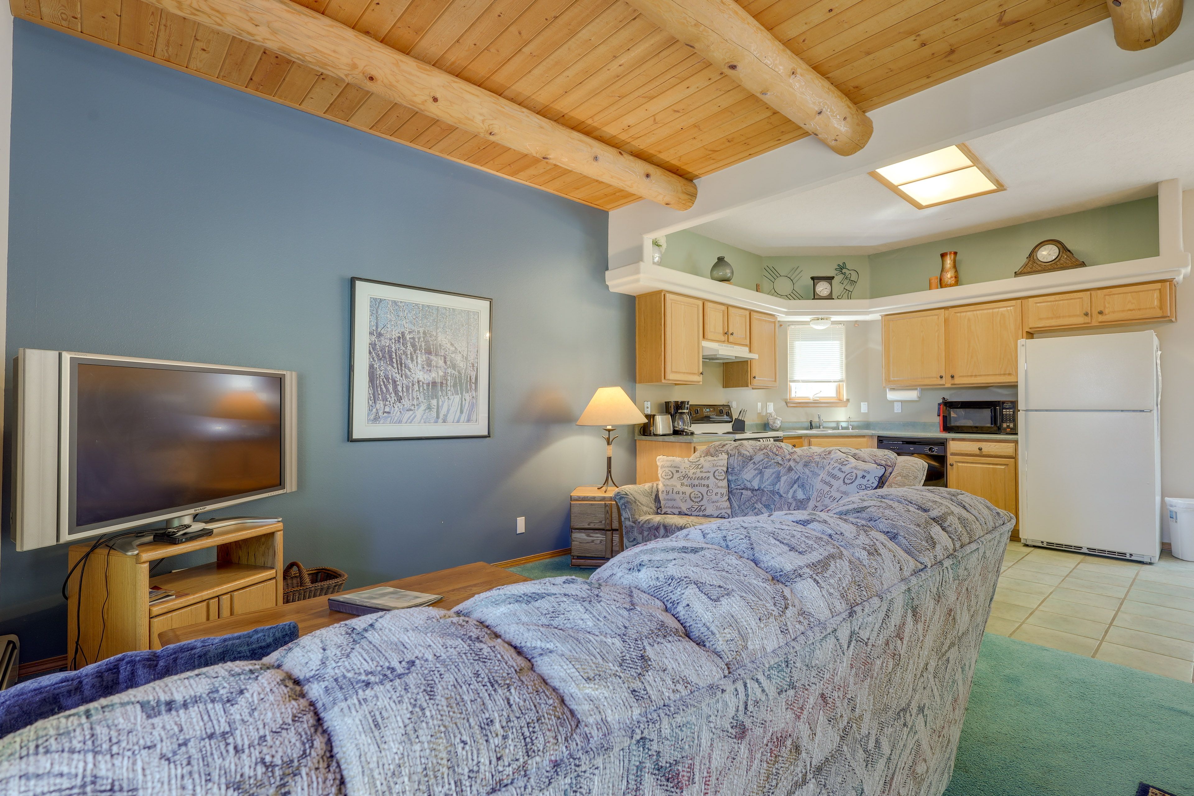 Cabin Interior | Free WiFi | Electric Heating