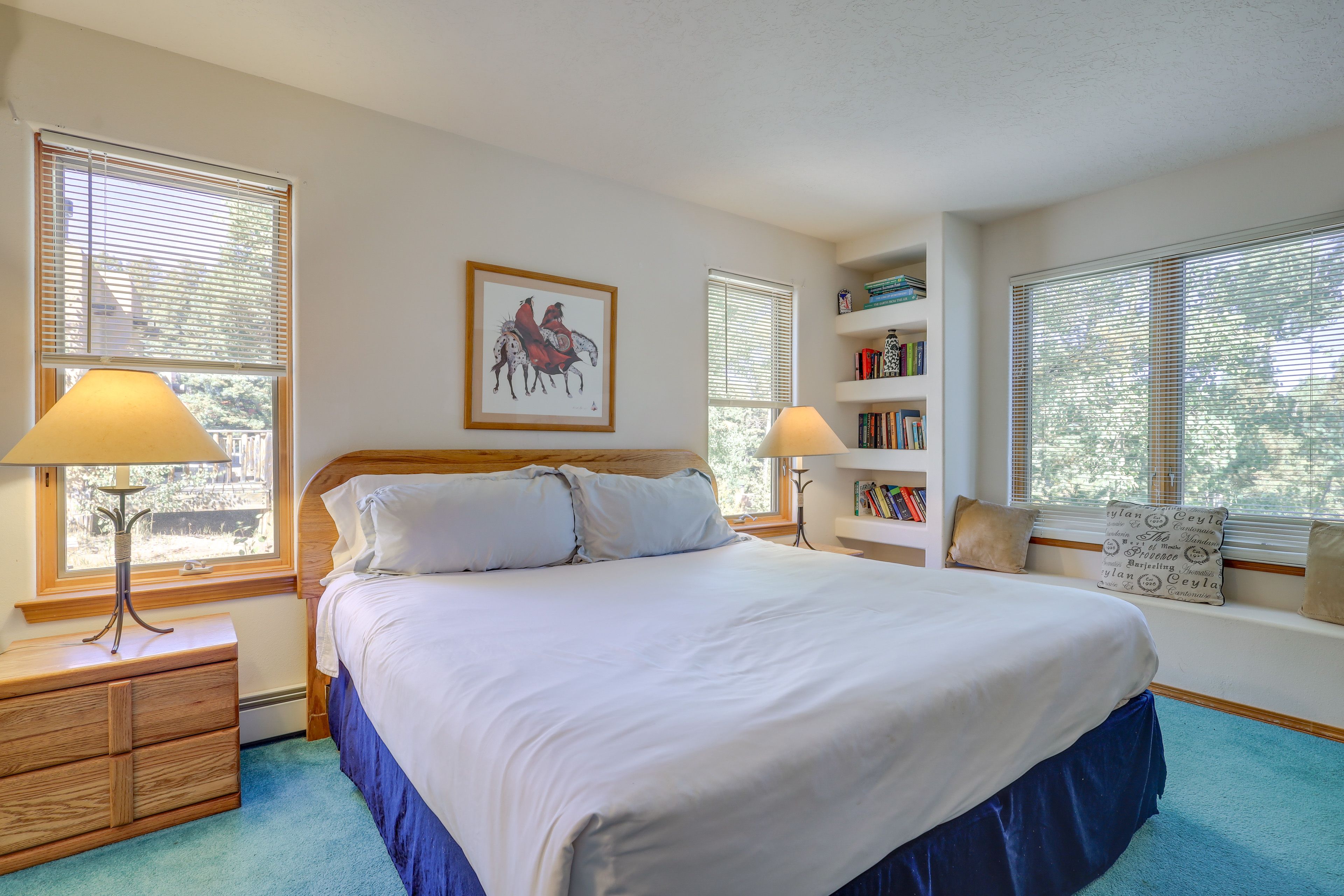 Bedroom | King Bed