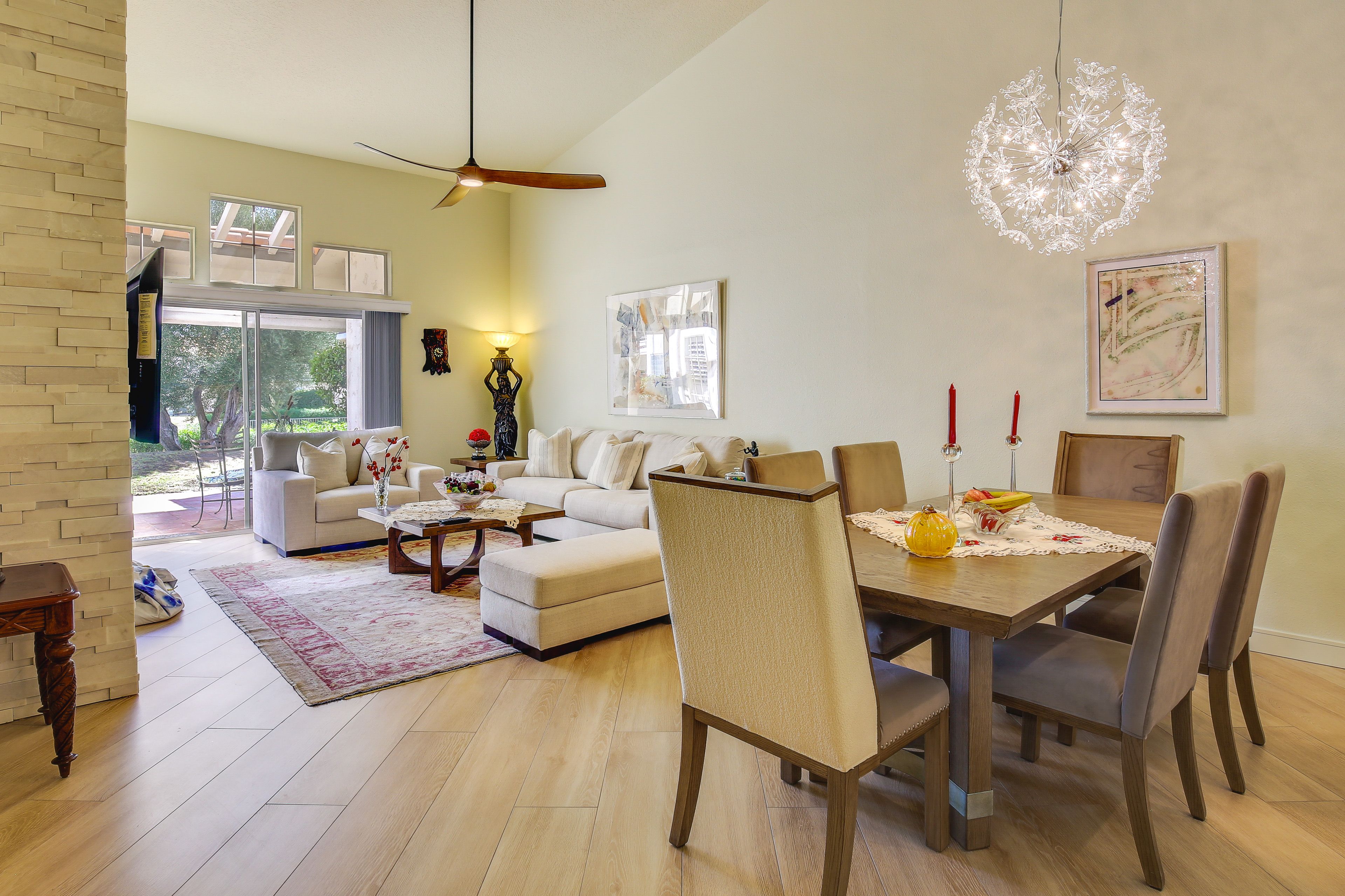 Dining Area | Dishware/Flatware