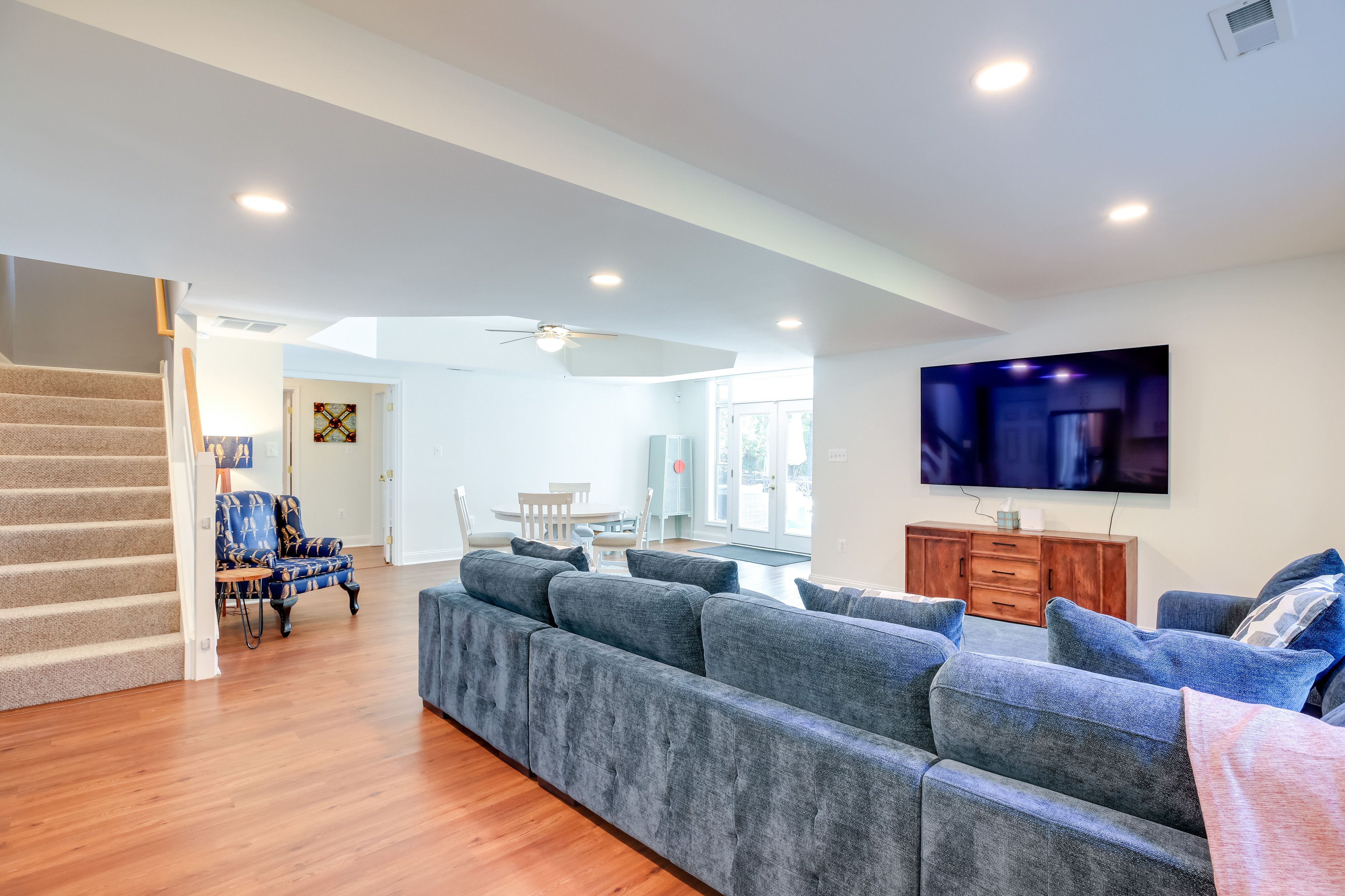 Family Room | Smart TV | Game Table | Bonus Kitchen