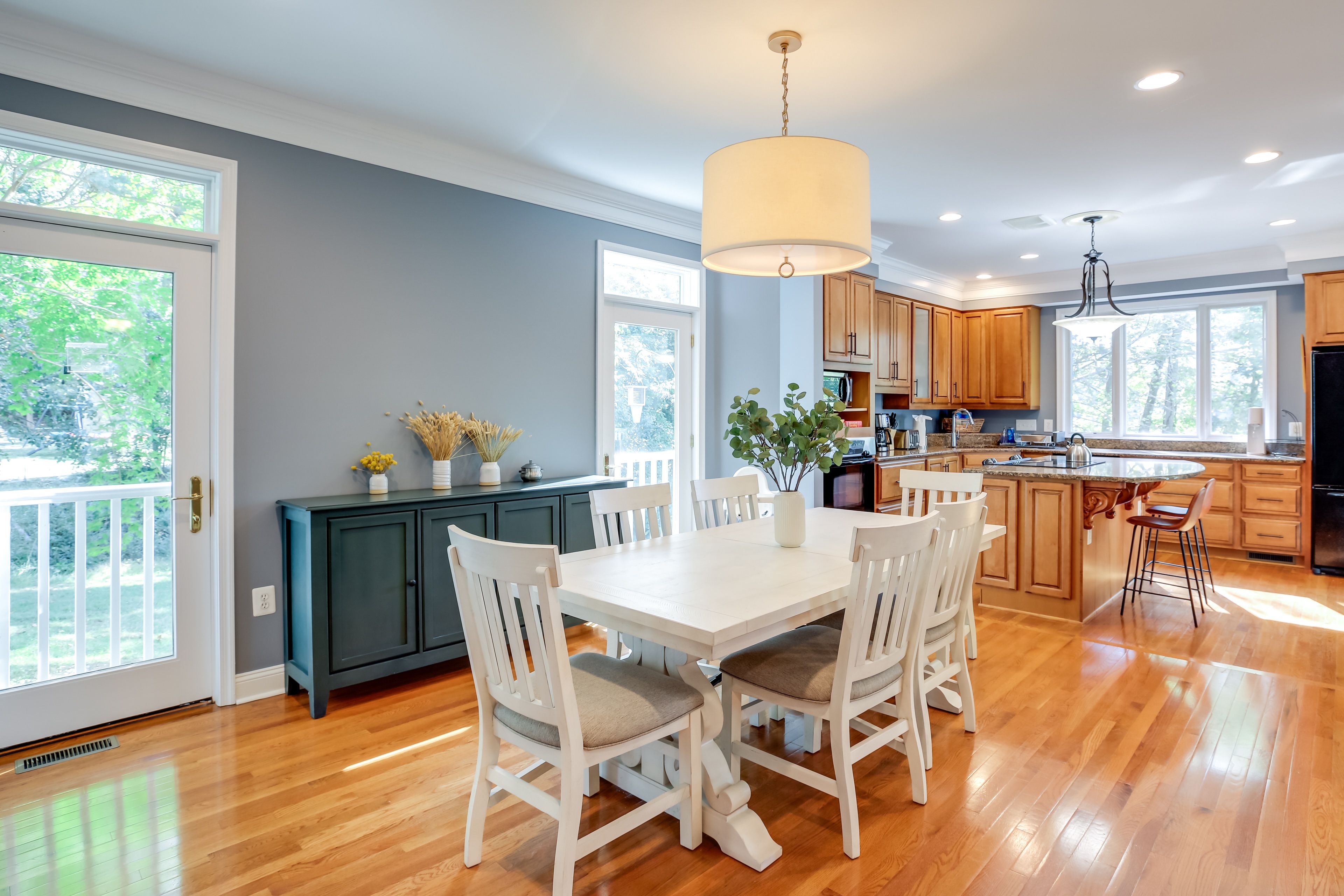 Dining Area | Kids' Supplies | High Chair | Additional Sleeping | Pack ‘n Play