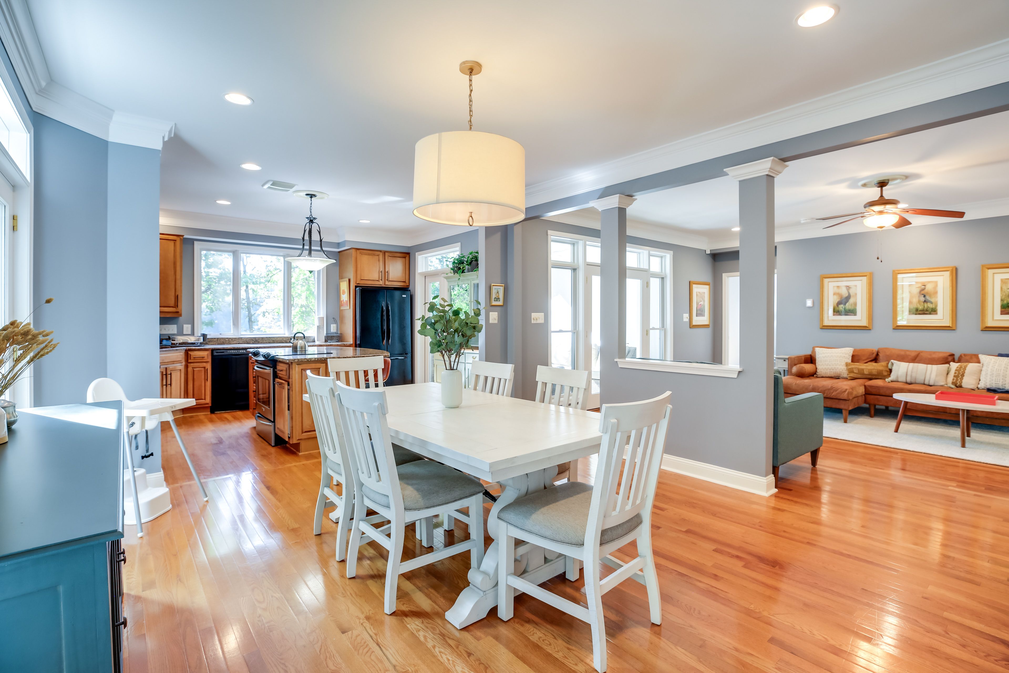 Dining Area | 3-Story House