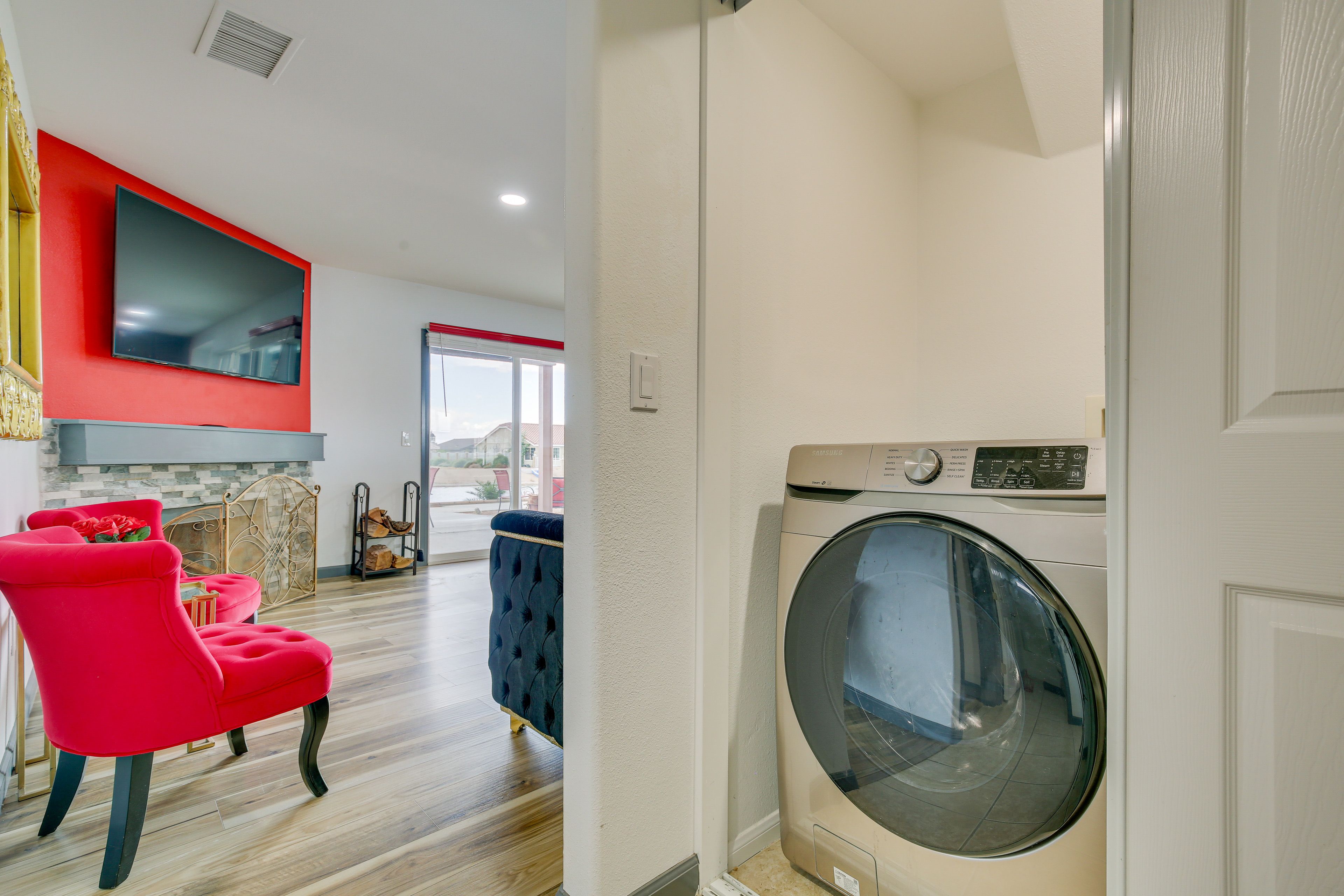 In-Unit Laundry
