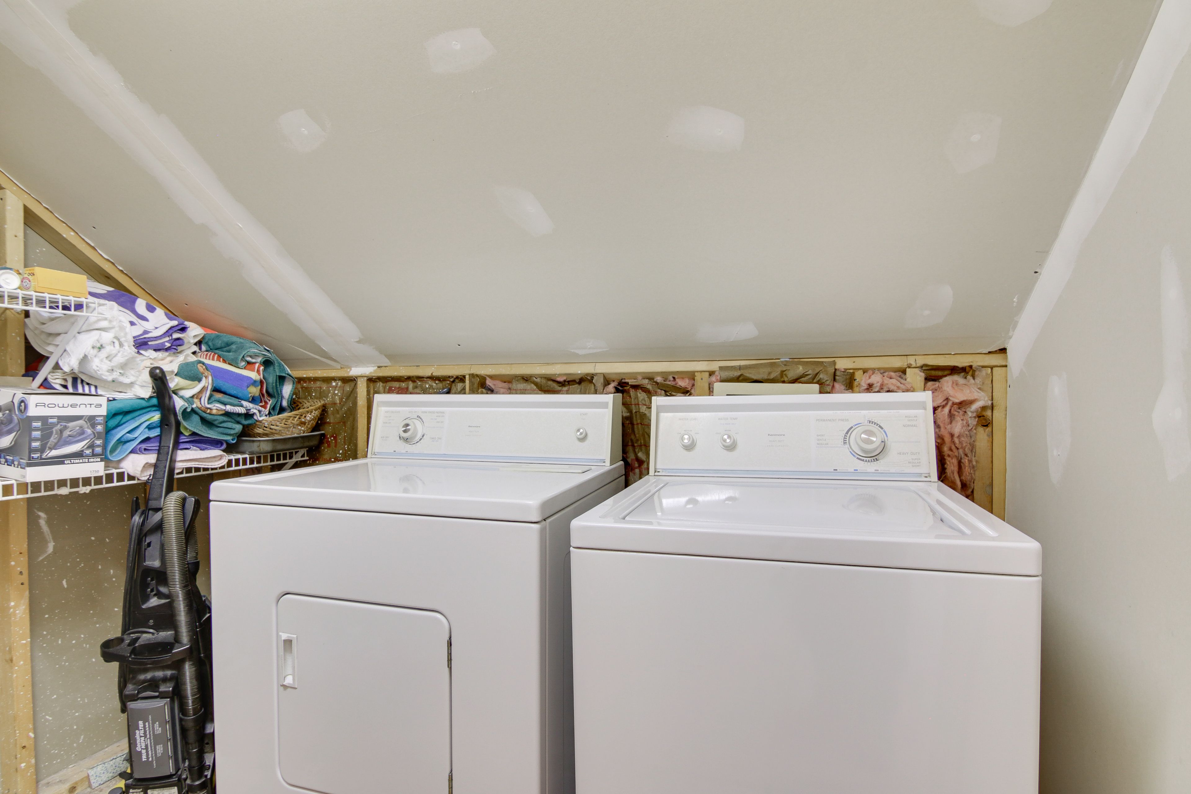 Laundry Area | Washer/Dryer
