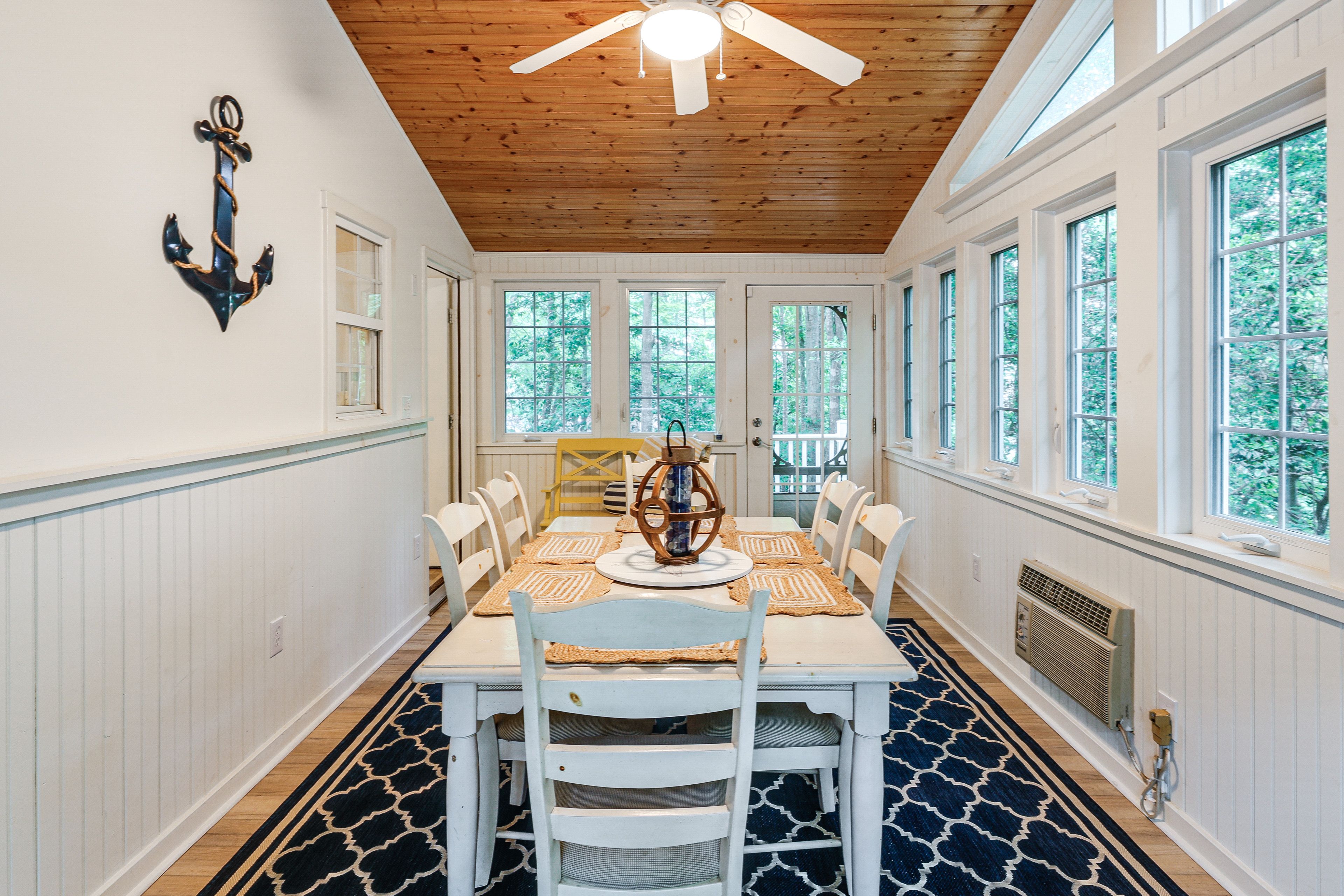 Dining Room | Dishes & Flatware Provided | Main Floor