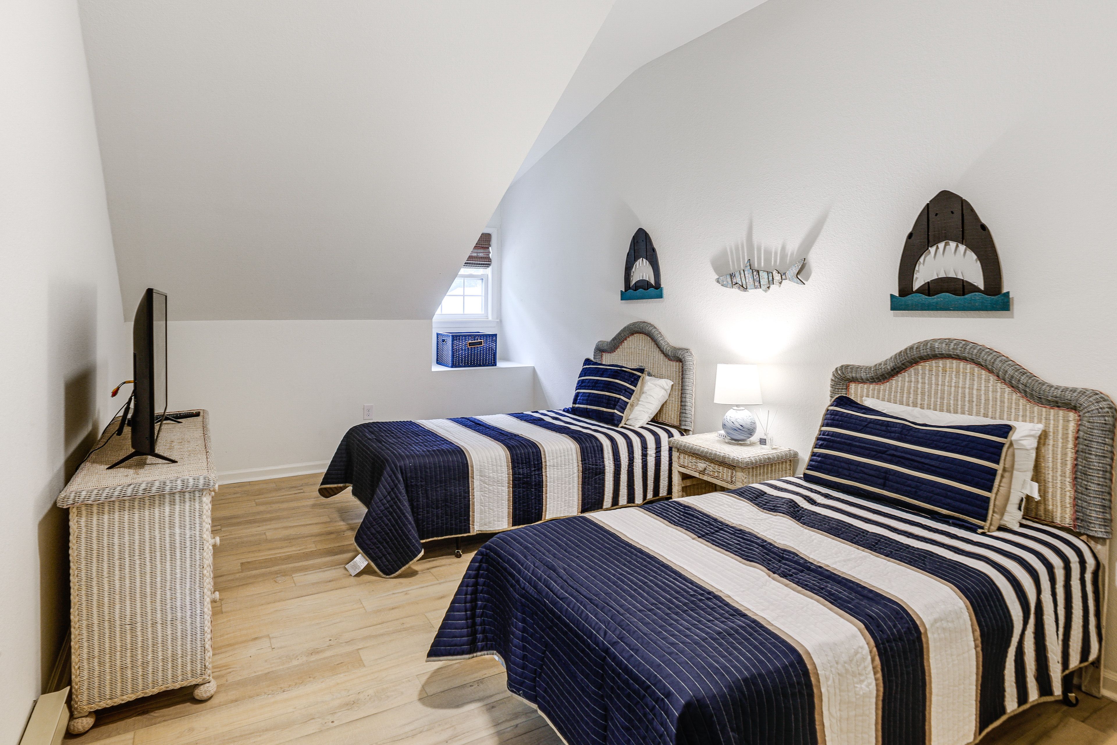 Bedroom 3 | 2 Twin Beds | Upper Level