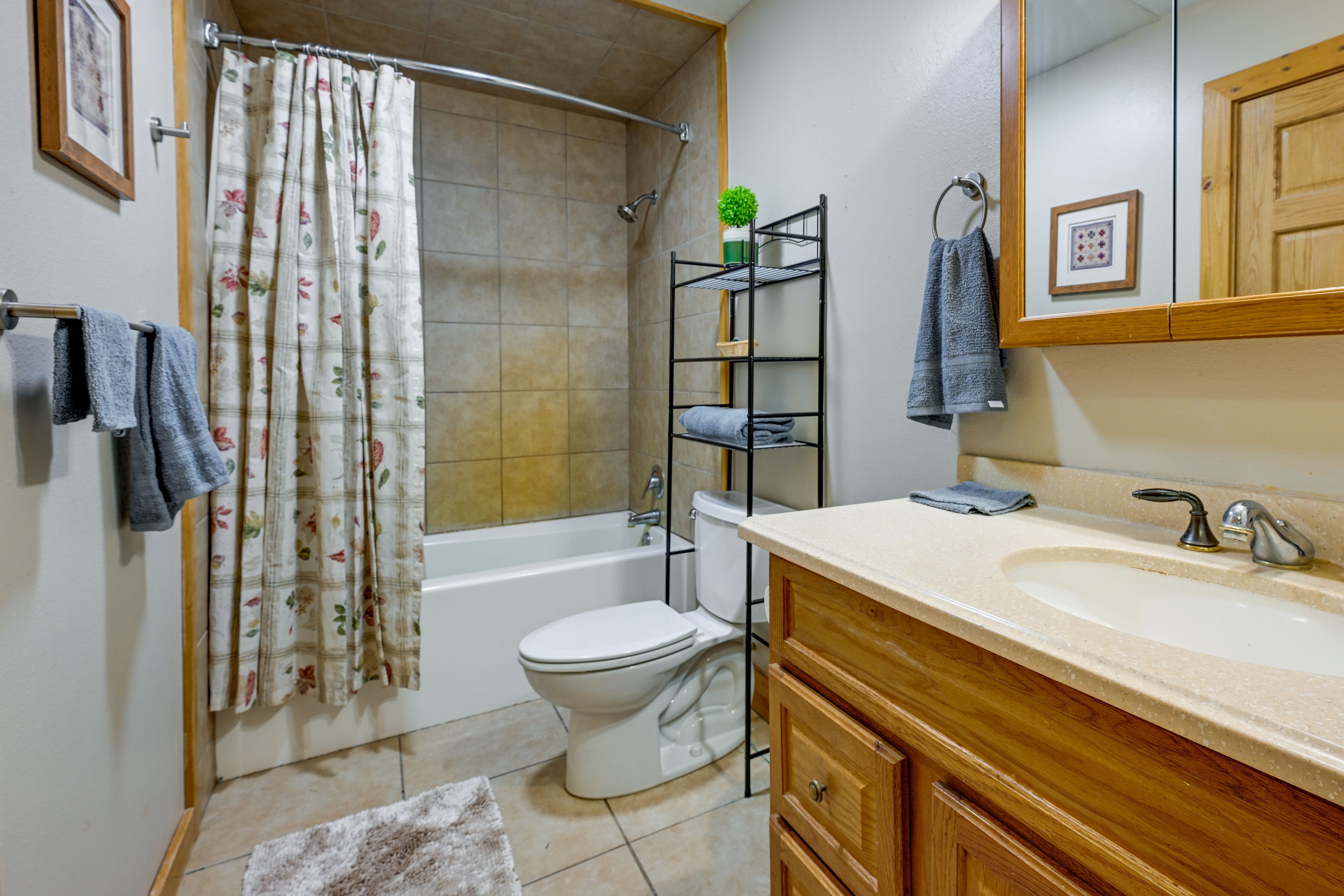 Full Bathroom | Iron & Board