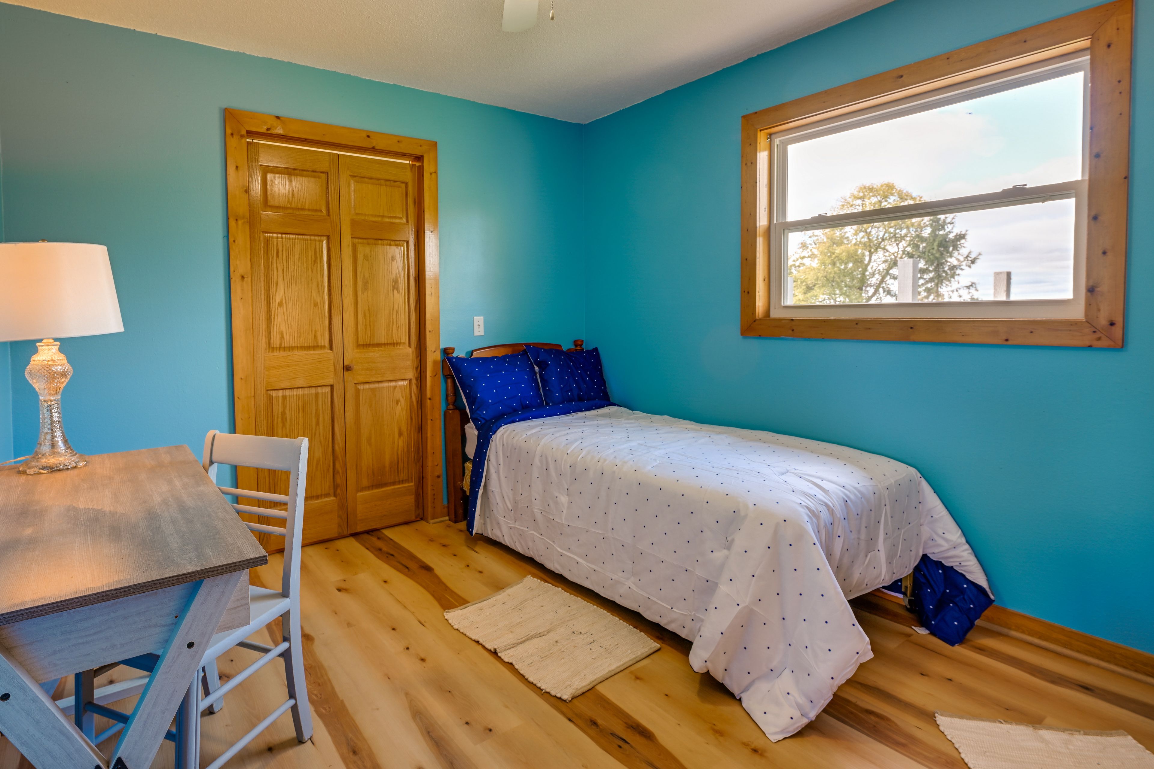 Bedroom 3 | Twin Bed | Desk Workspace