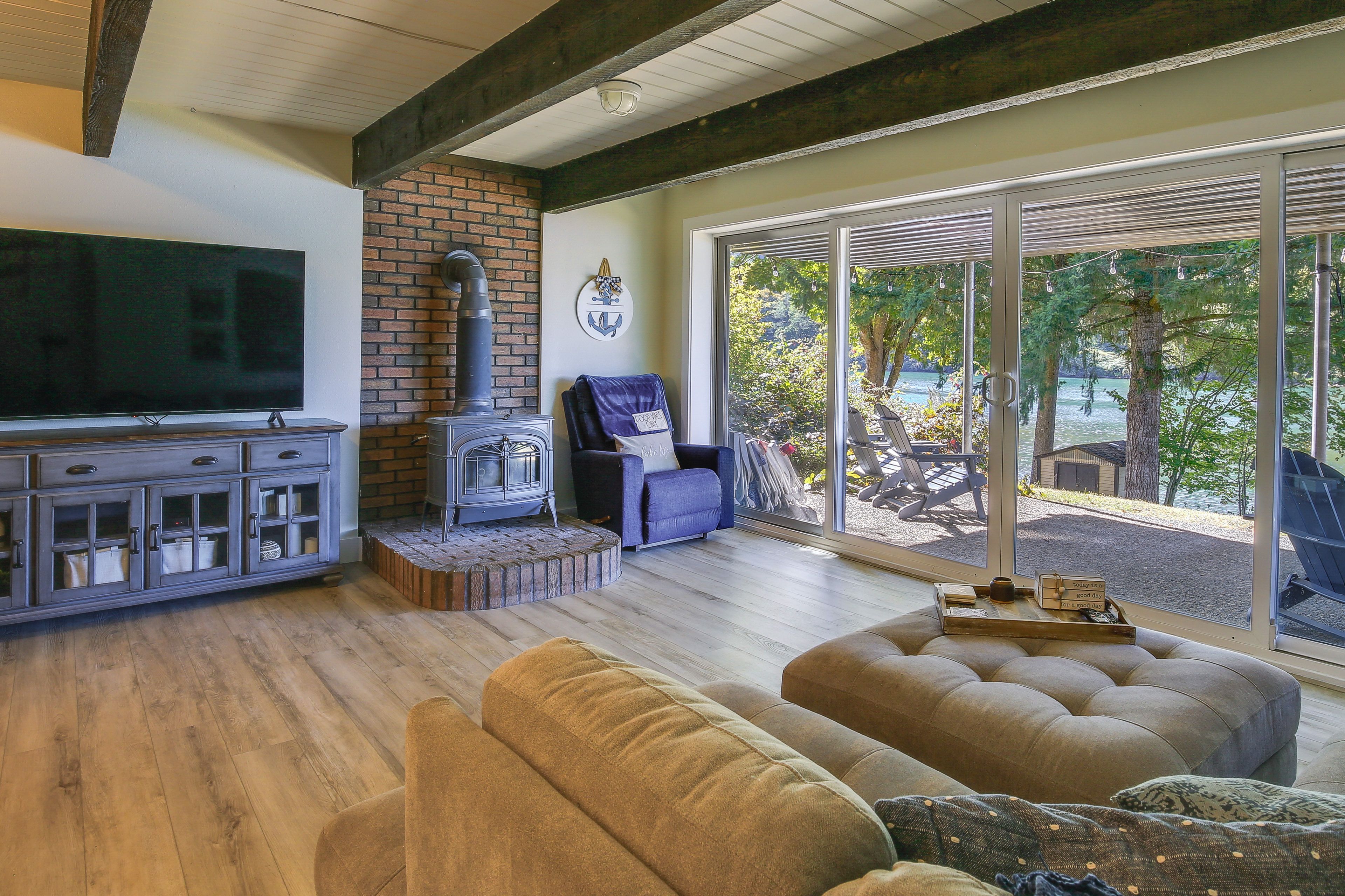 Living Room | Smart TV | 1st Floor