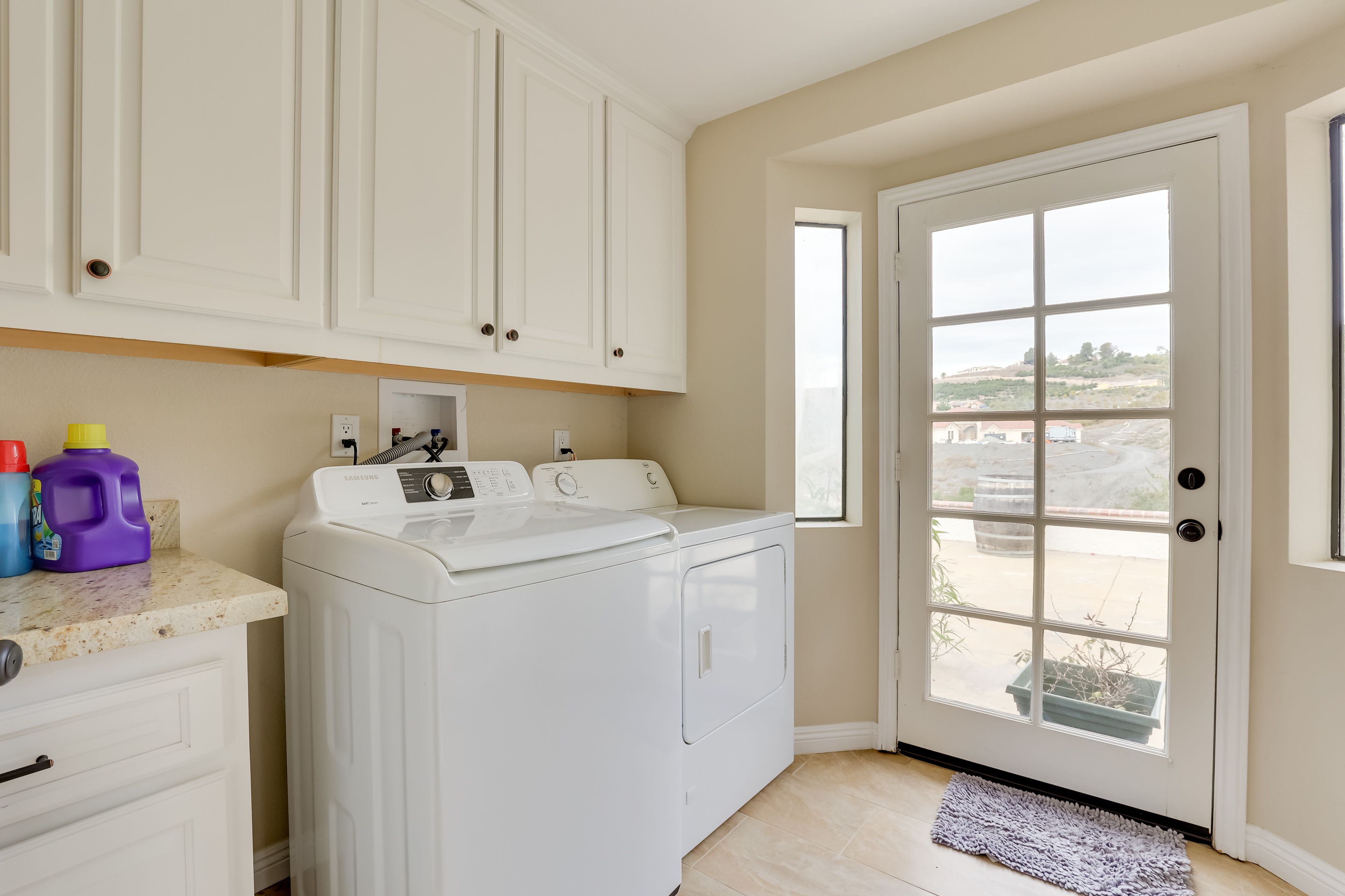 Laundry | Detergent Provided
