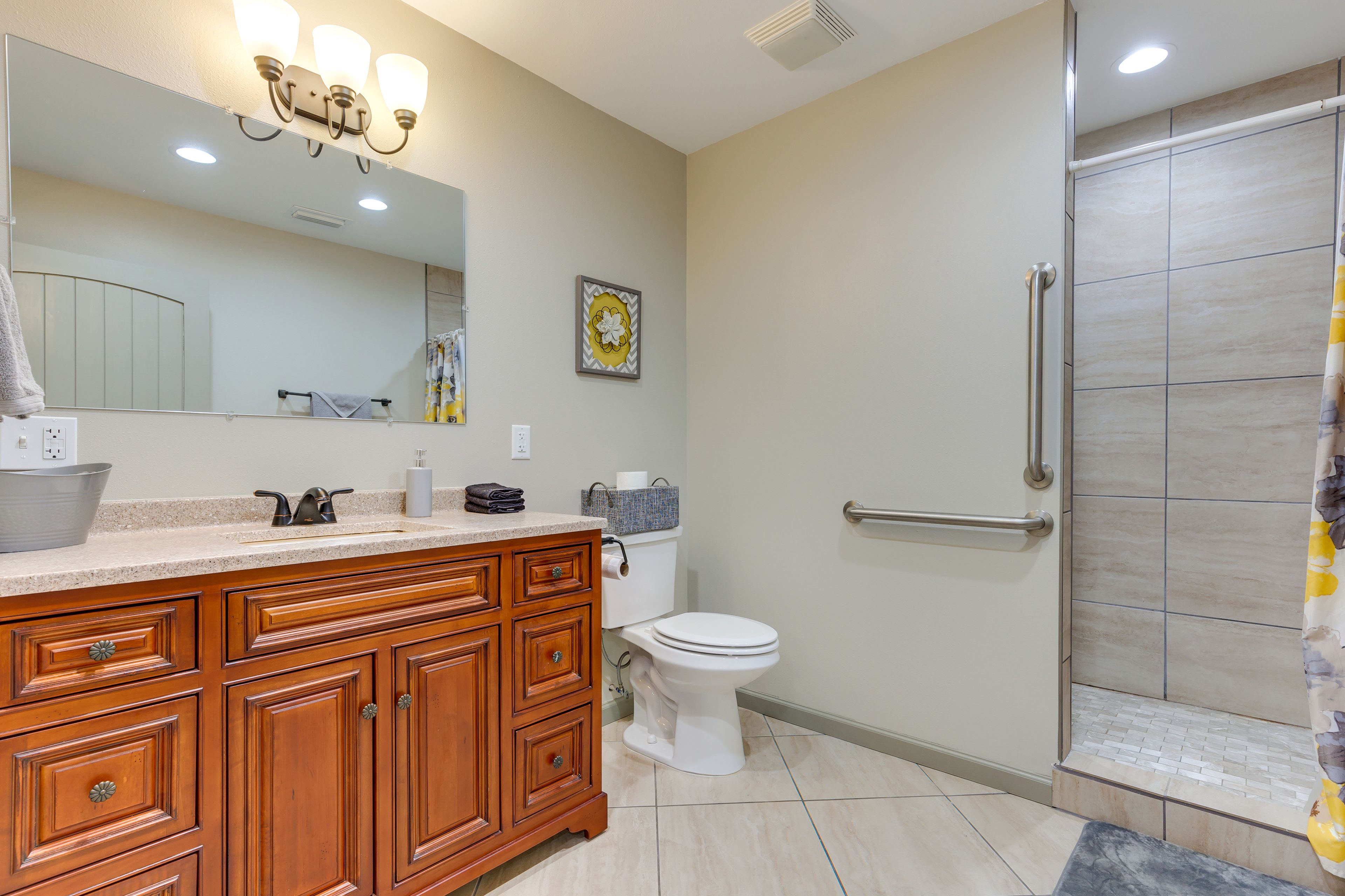 En-Suite Bathroom