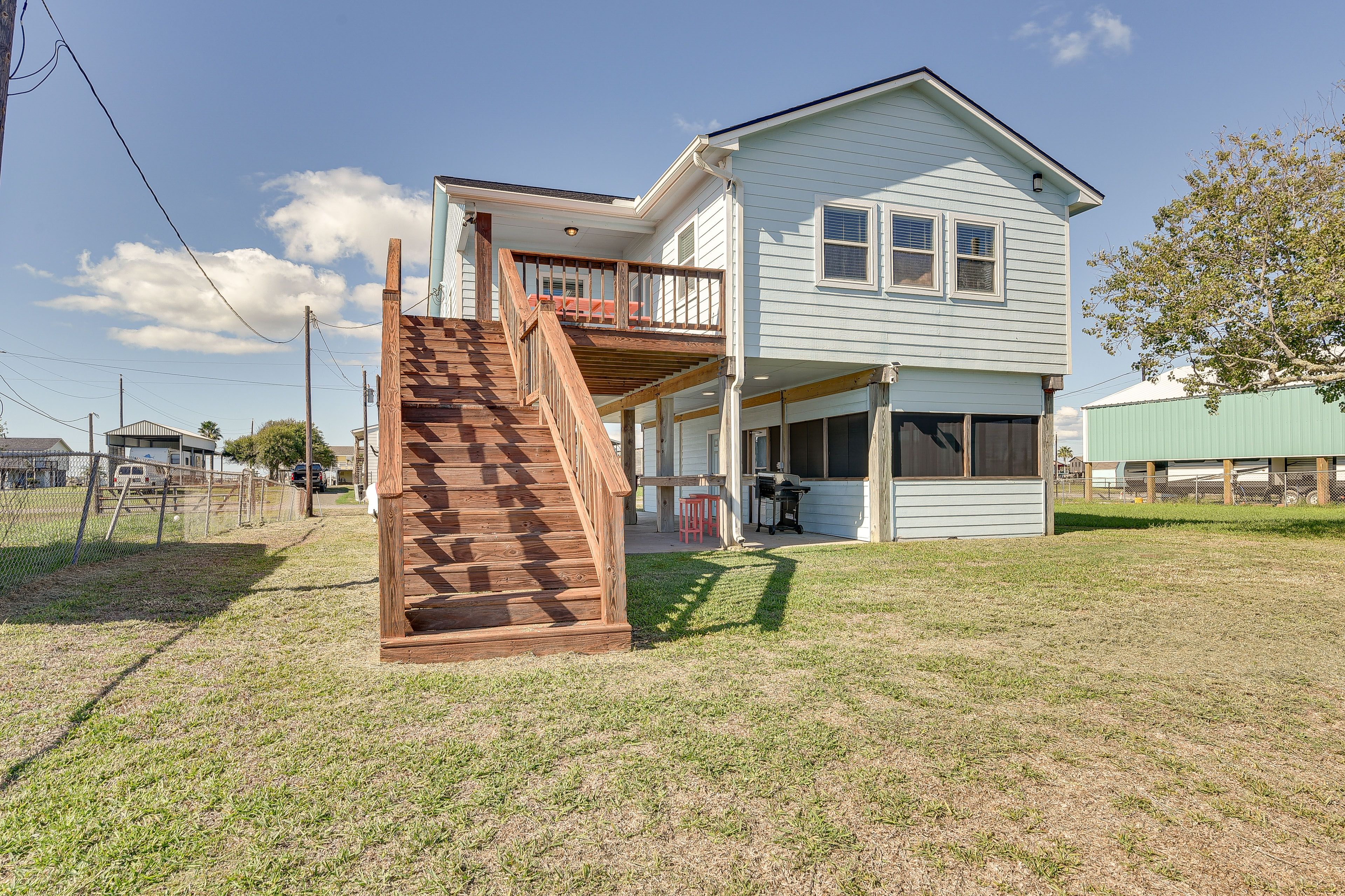 Bay City Vacation Rental | 3BR | 3BA | Stairs Required | 1,146 Sq Ft