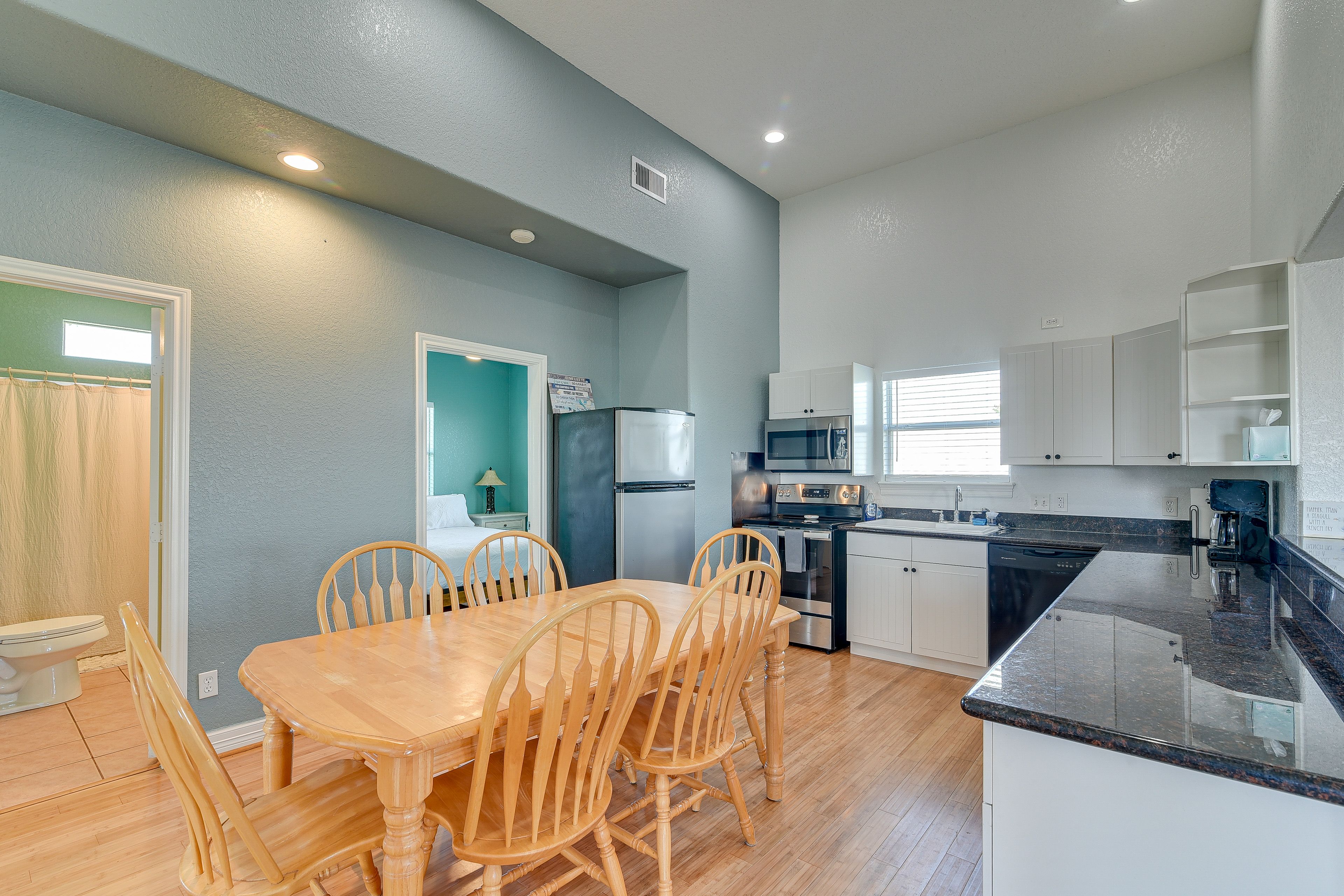 Kitchen | Main Level | Dishwasher | Coffee Maker | Cooking Basics