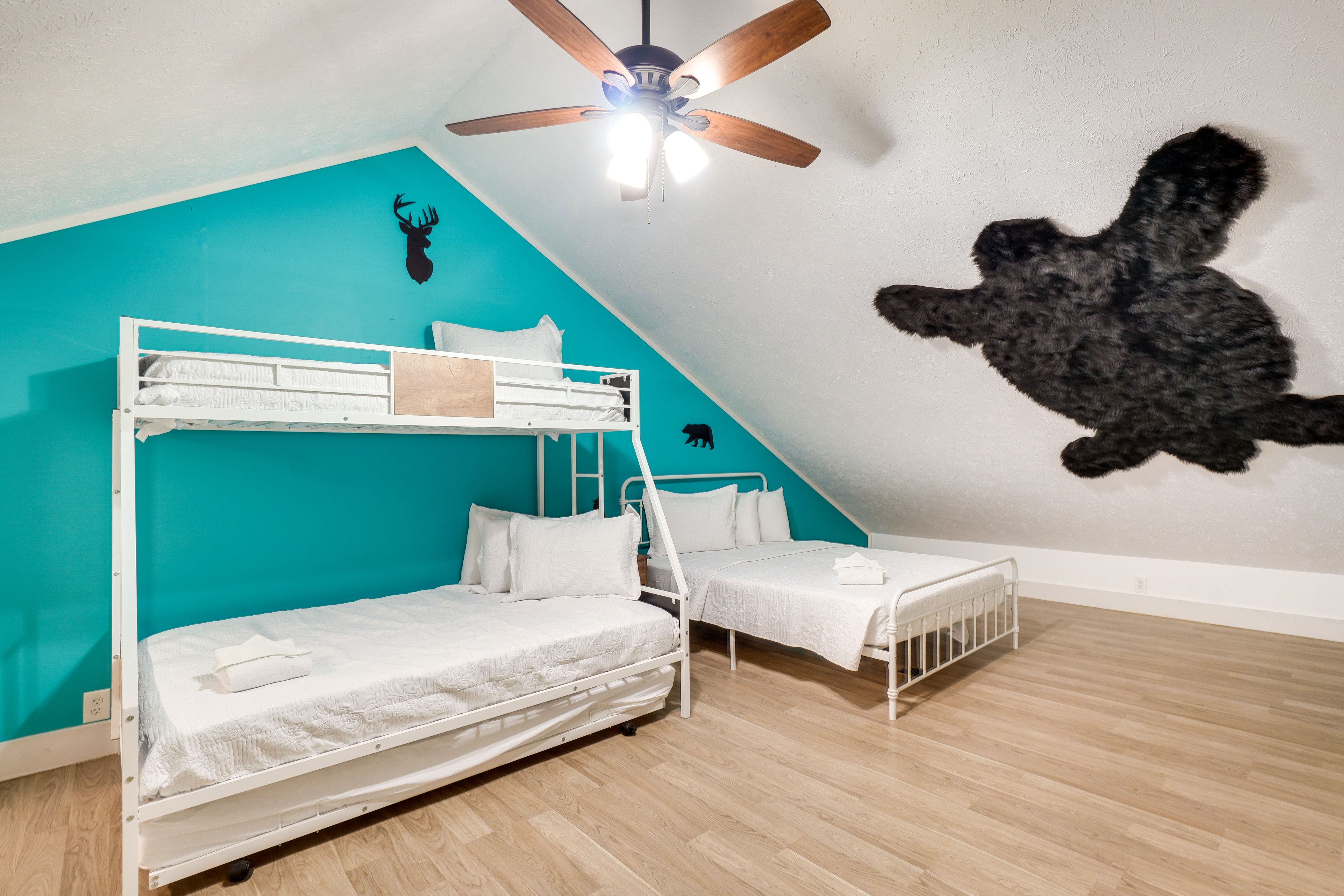 Bedroom 2 (Loft) | Twin/Full Bunk Bed w/ Twin Trundle | Queen Bed | 2nd Floor